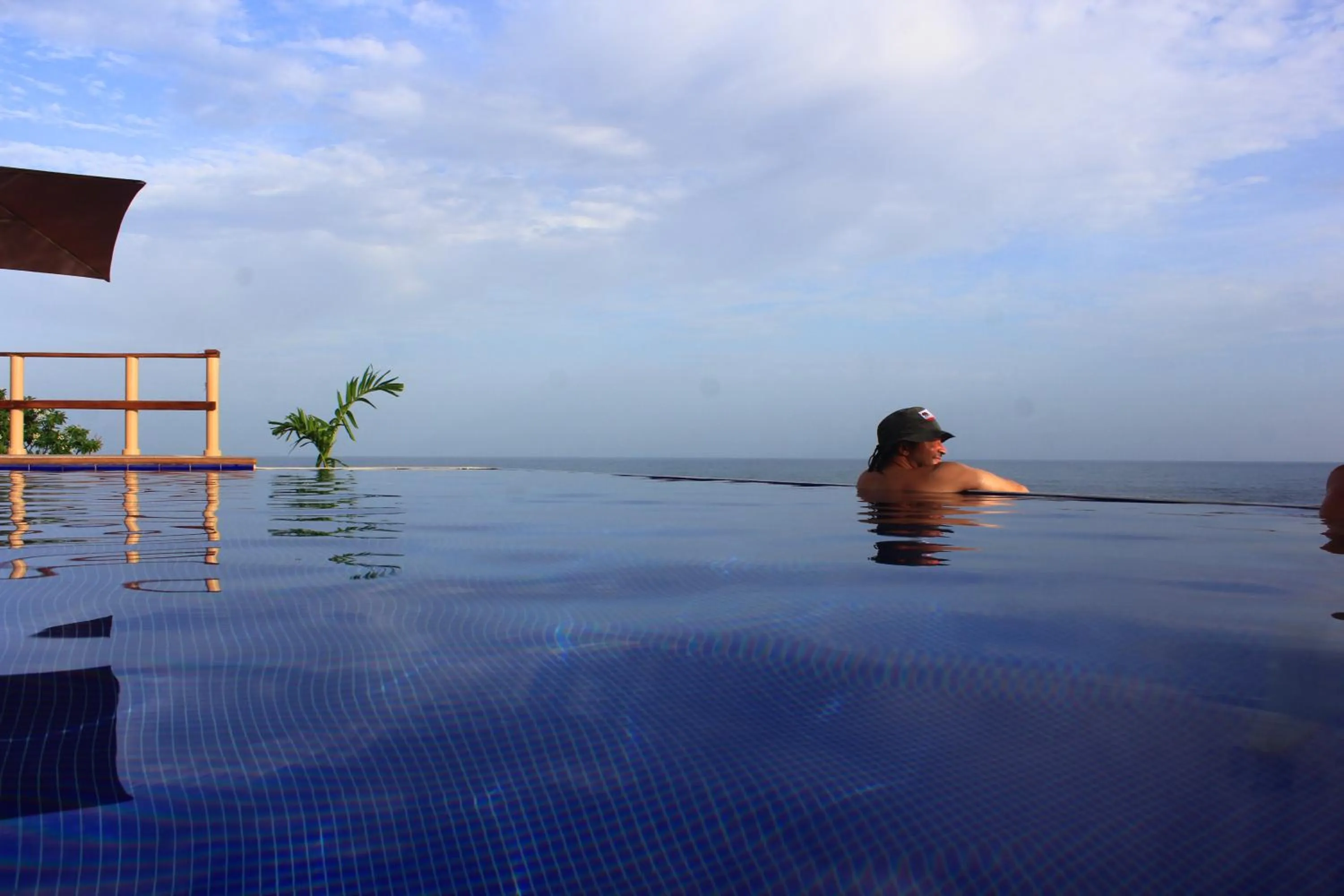 Swimming pool in Hotel Los Mangos El Salvador