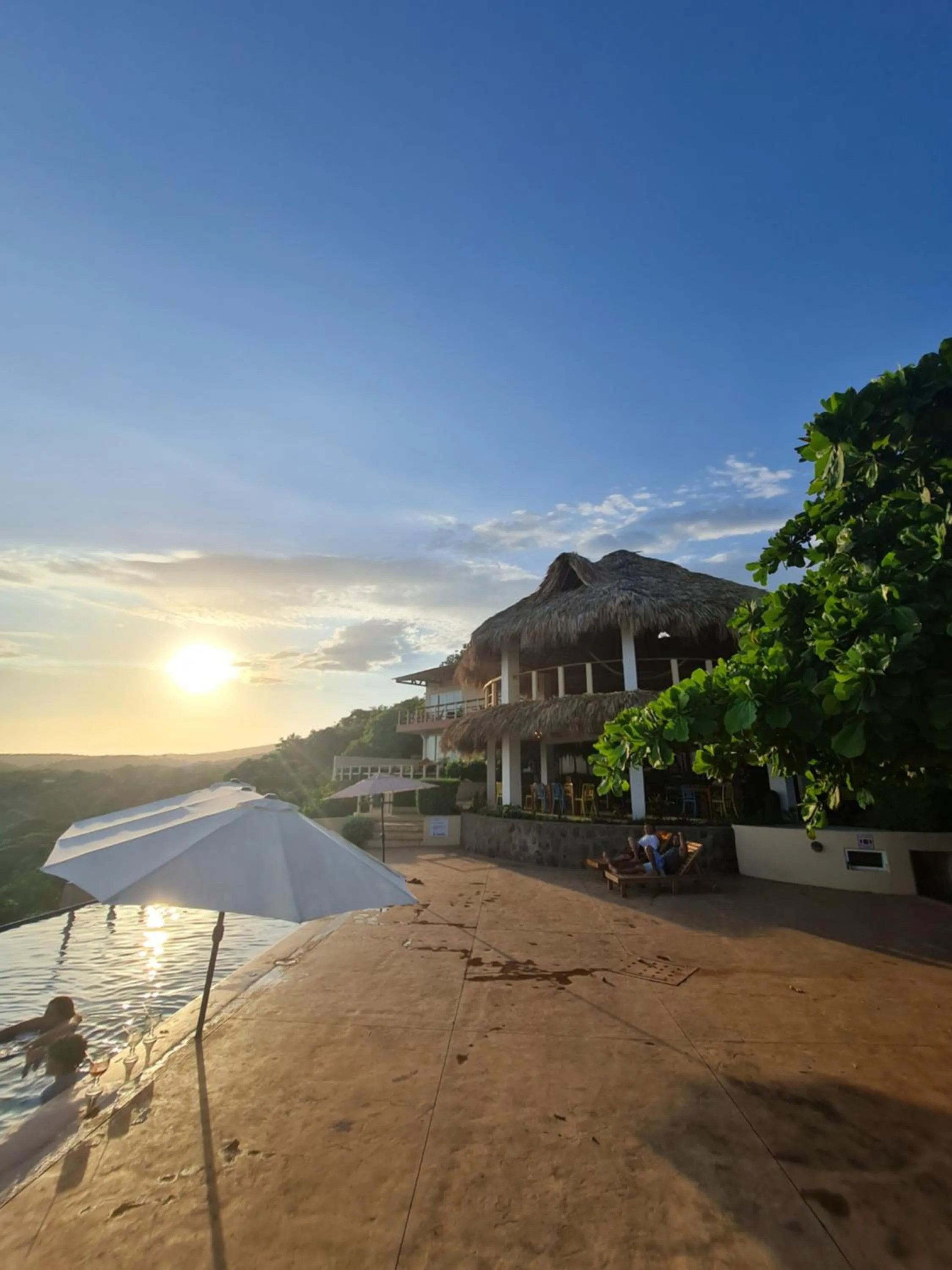 Property building in Hotel Los Mangos El Salvador