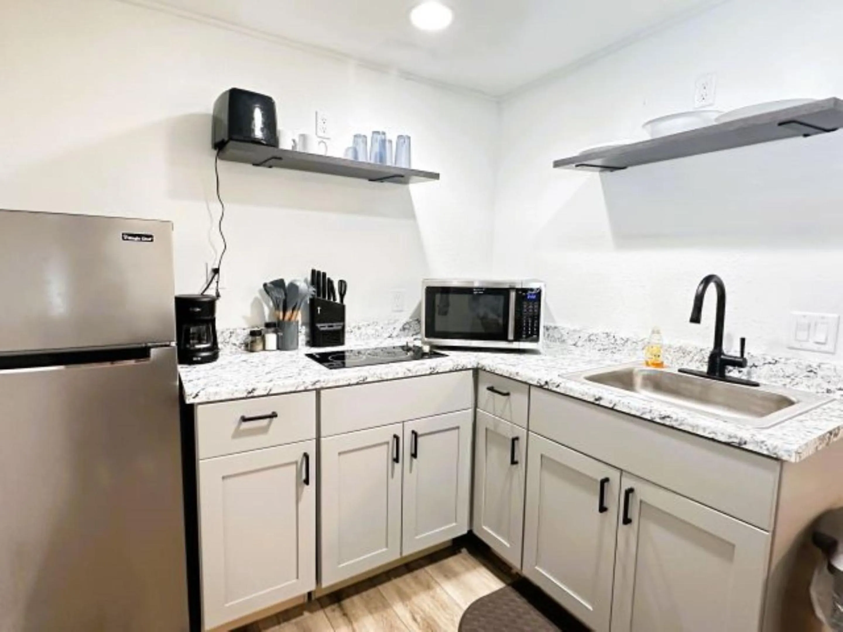 Kitchen or kitchenette in Alhonna Resort