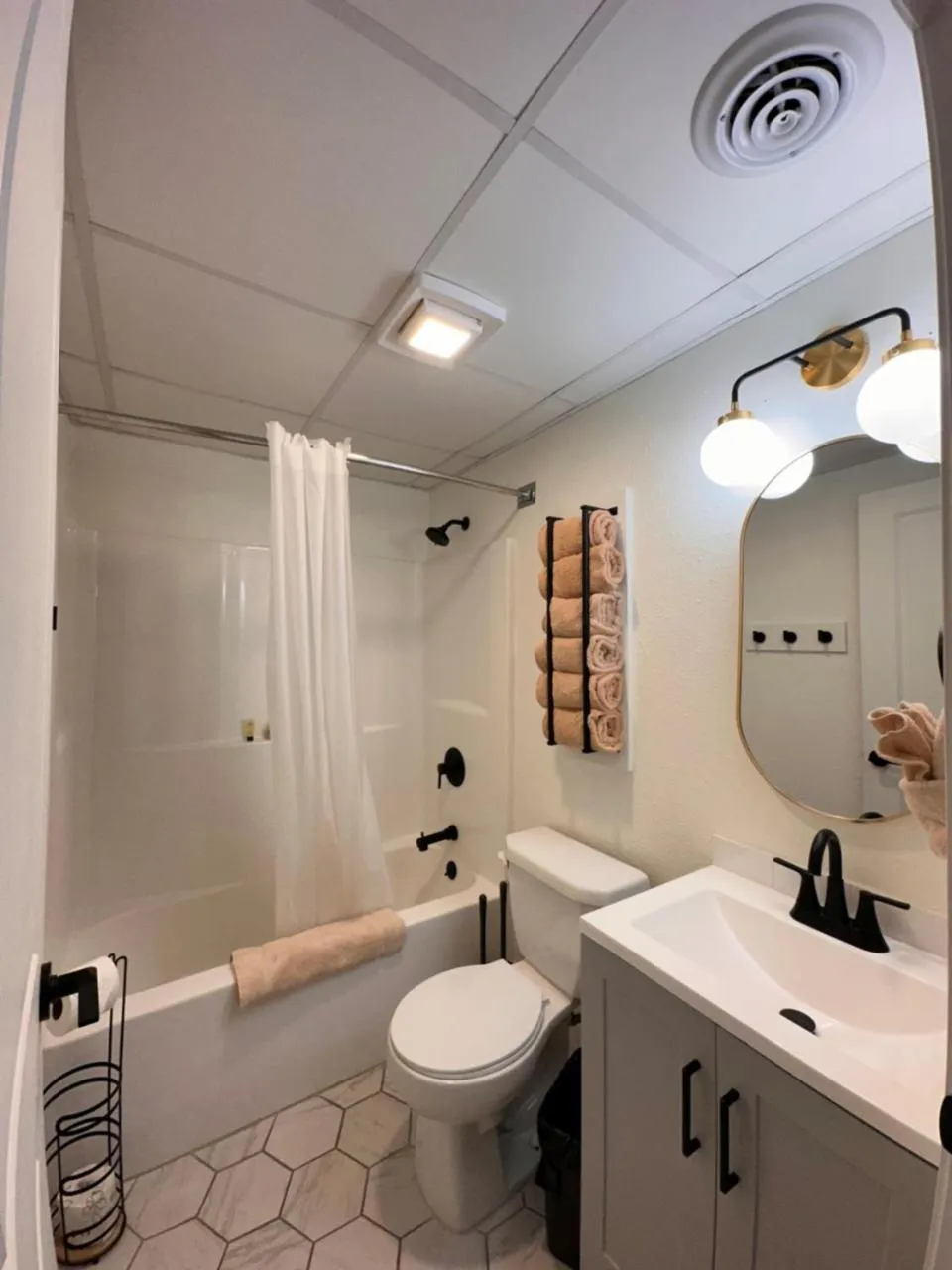 Bathroom in Alhonna Resort