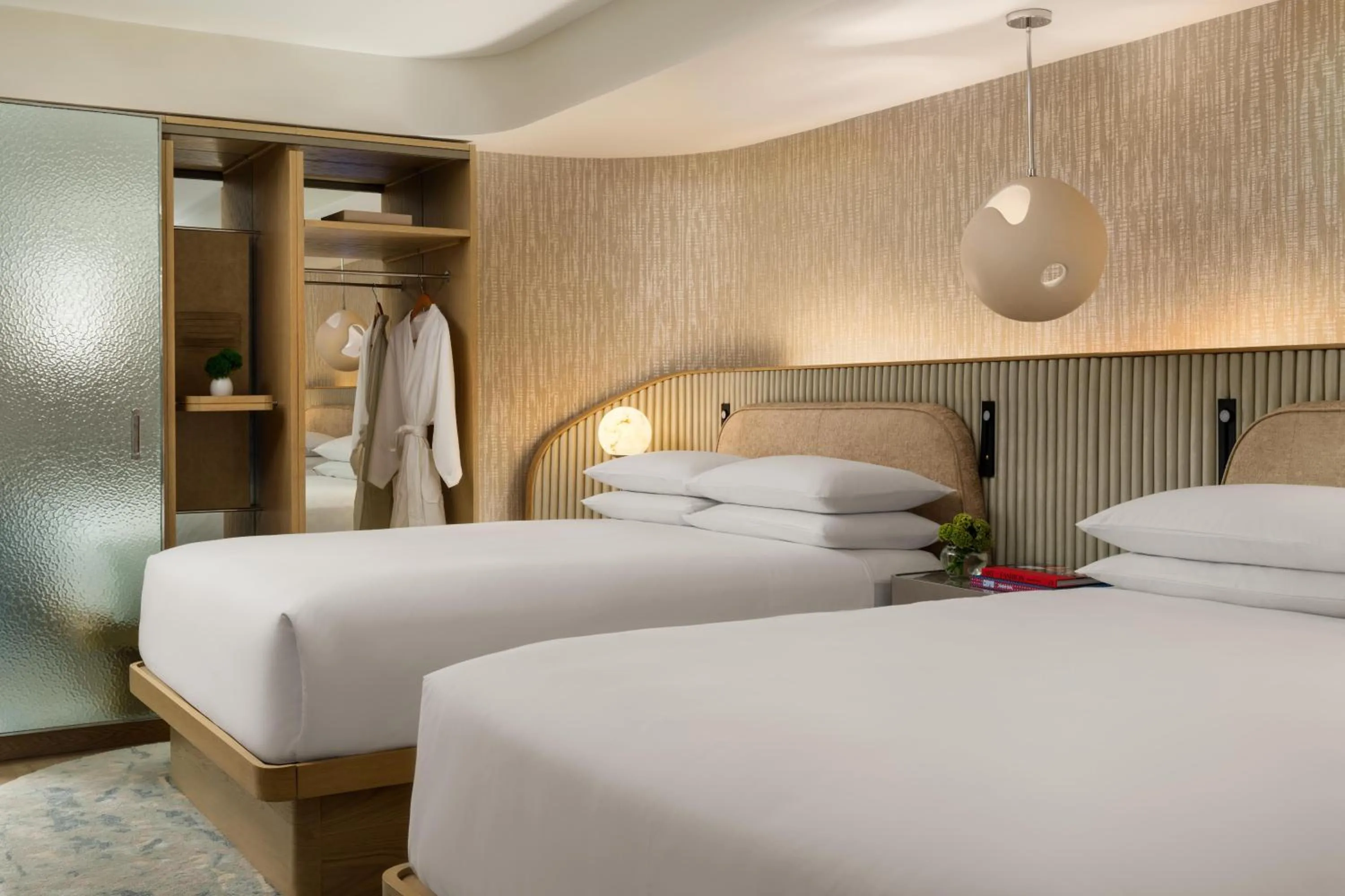 Bedroom, Bed in Andaz Miami Beach Resort & Spa