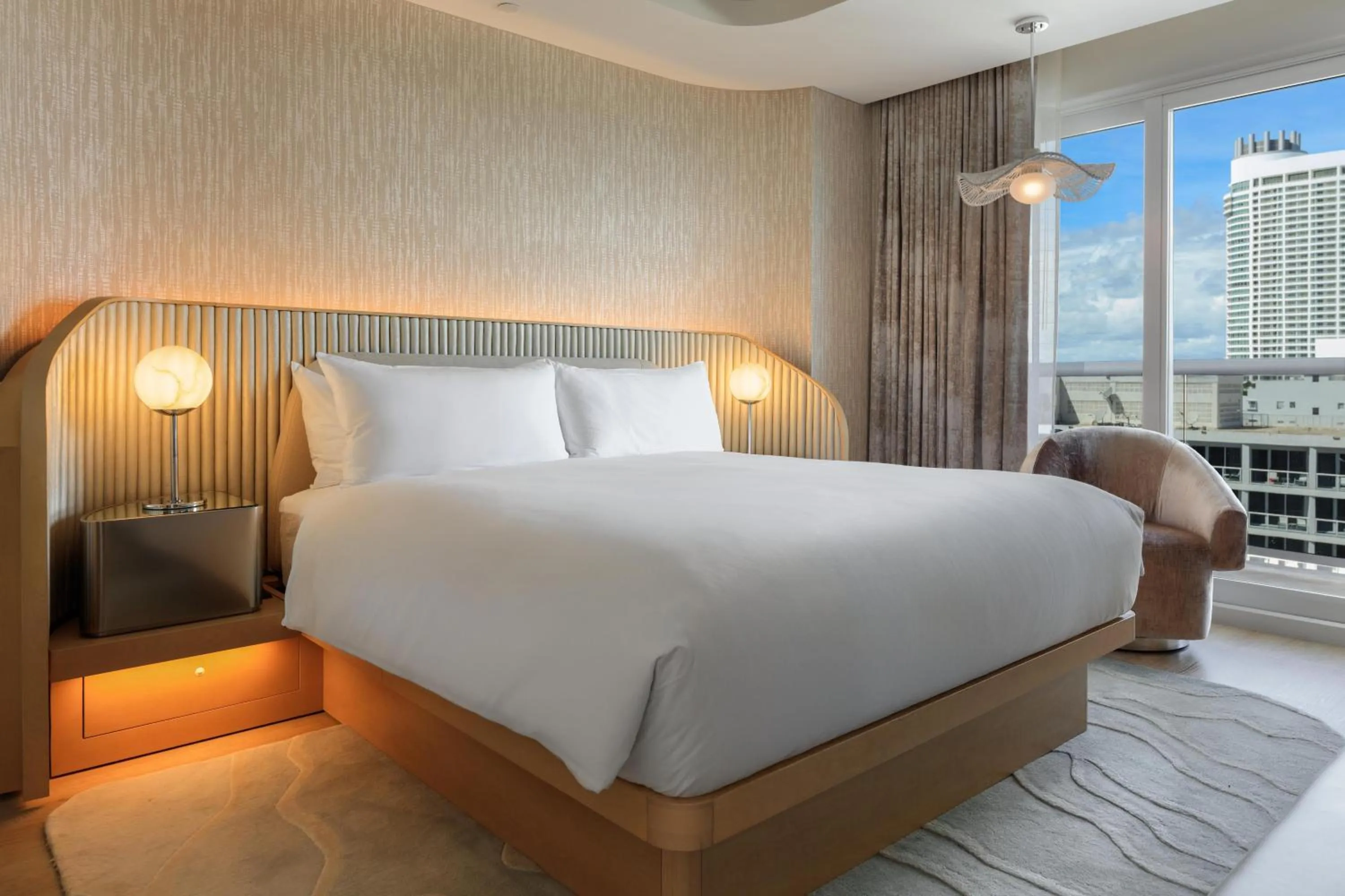 Bedroom, Bed in Andaz Miami Beach, By Hyatt