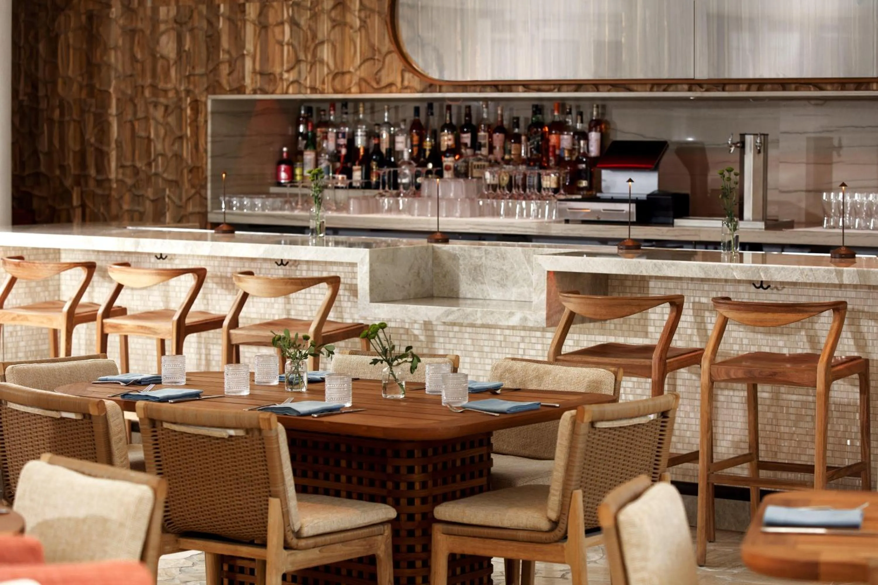 Restaurant/places to eat in Andaz Miami Beach, By Hyatt