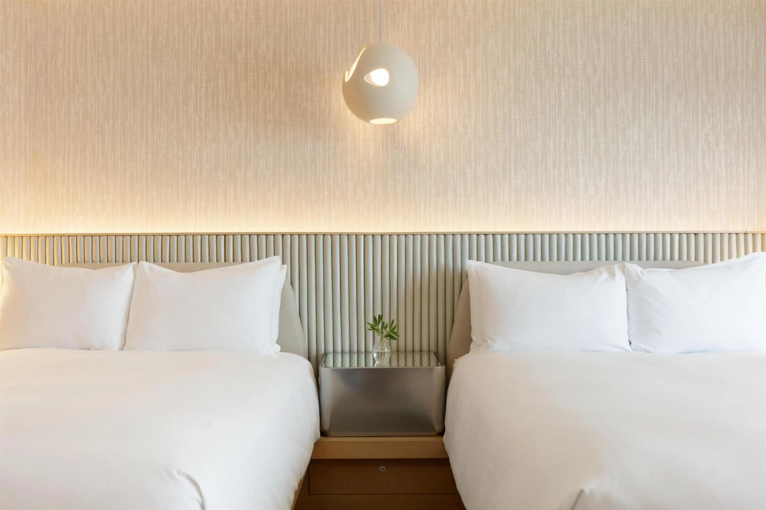 Bedroom, Bed in Andaz Miami Beach Resort & Spa