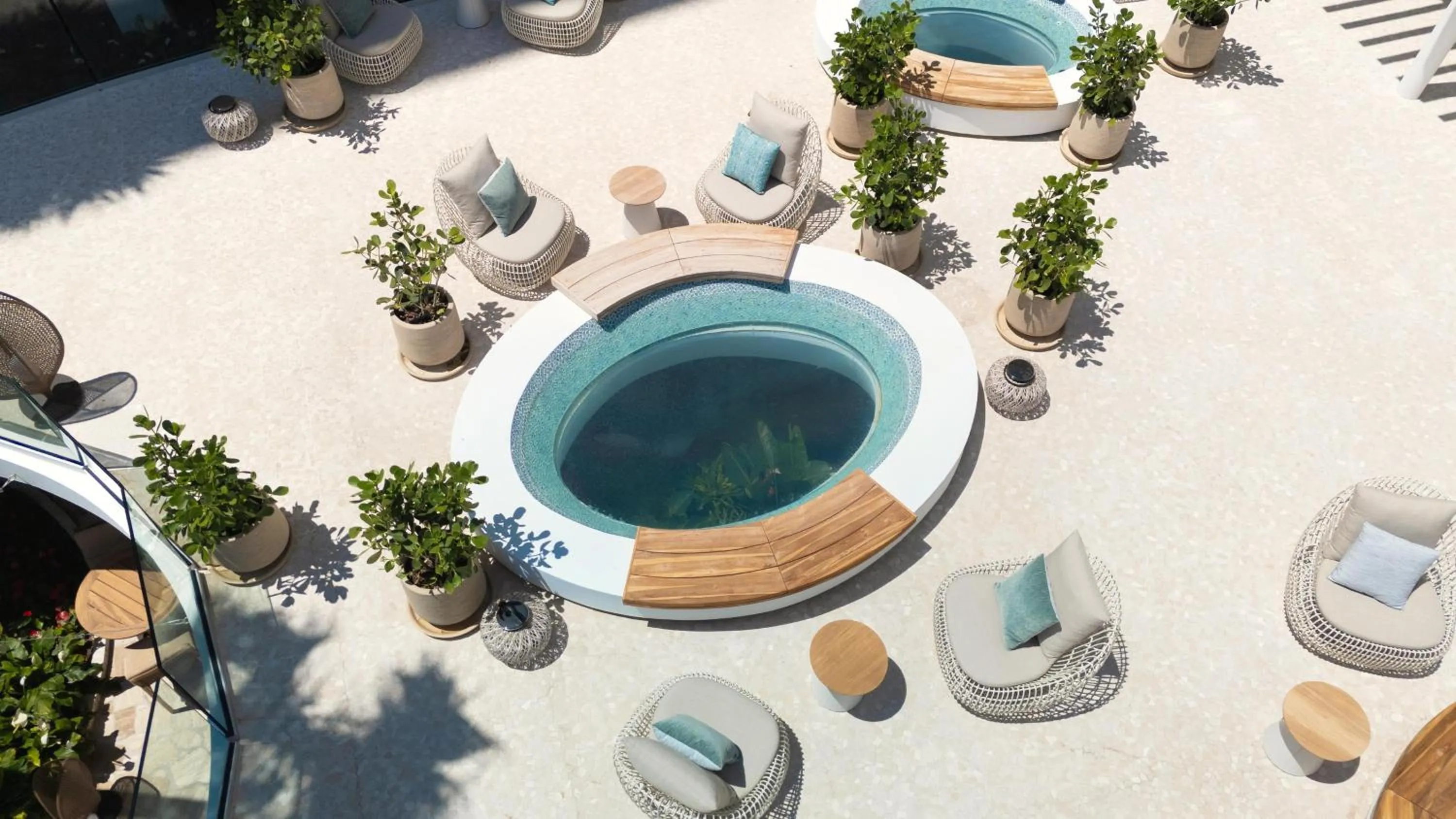 Patio in Andaz Miami Beach Resort & Spa