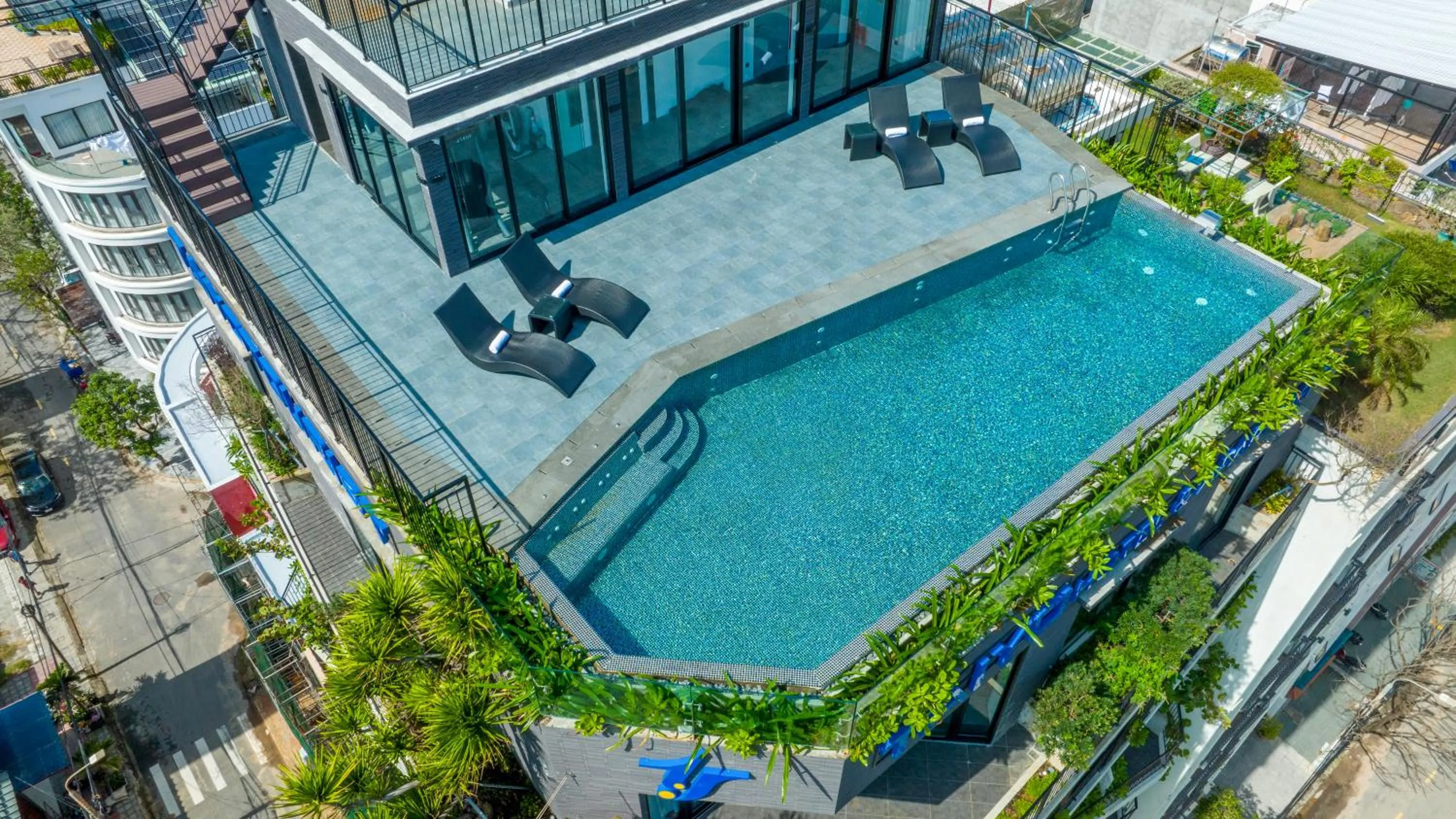 Property building in Taiyo Hotel & Apartment