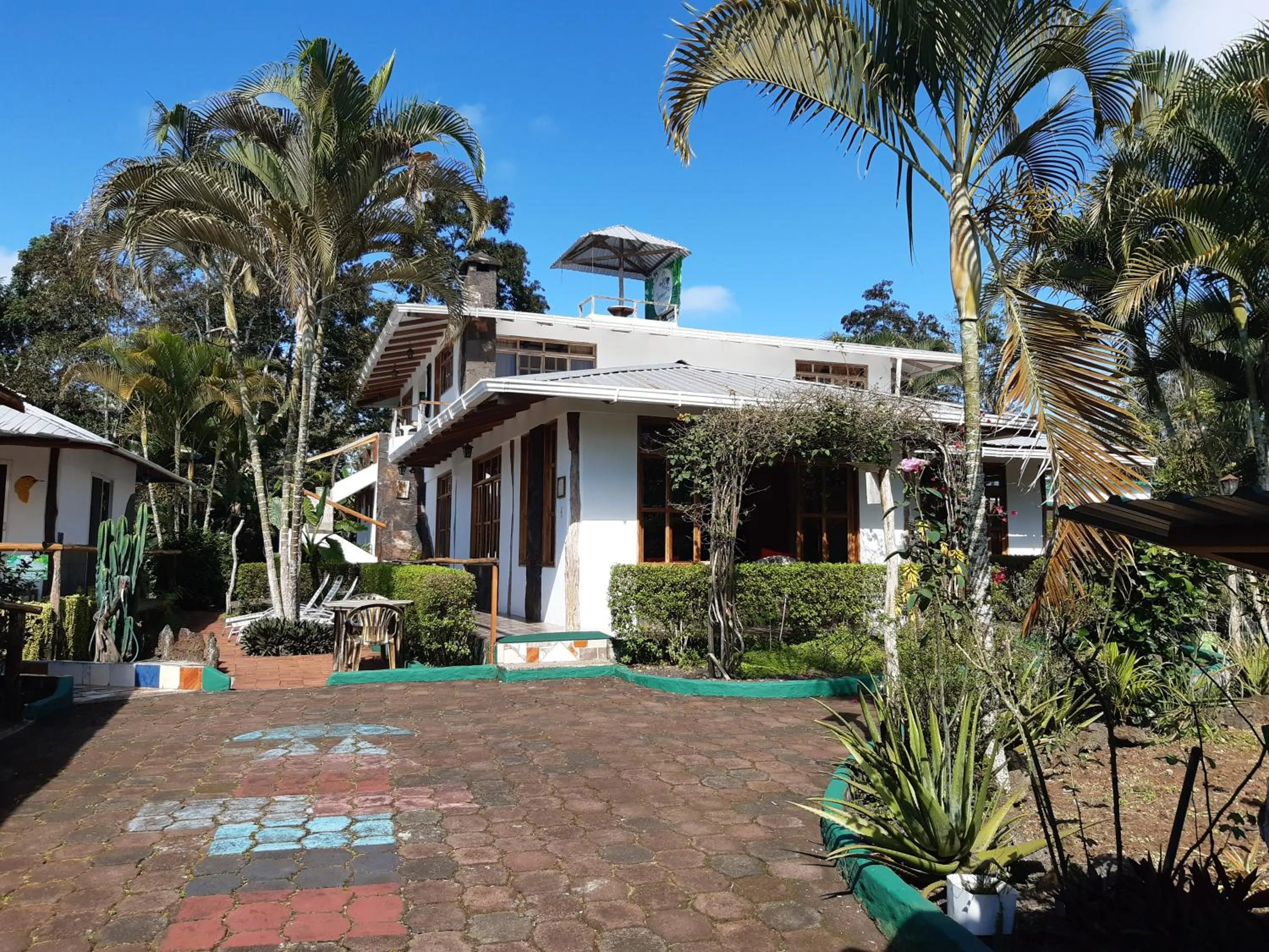 Property building in Suymar Ecolodge Galapagos