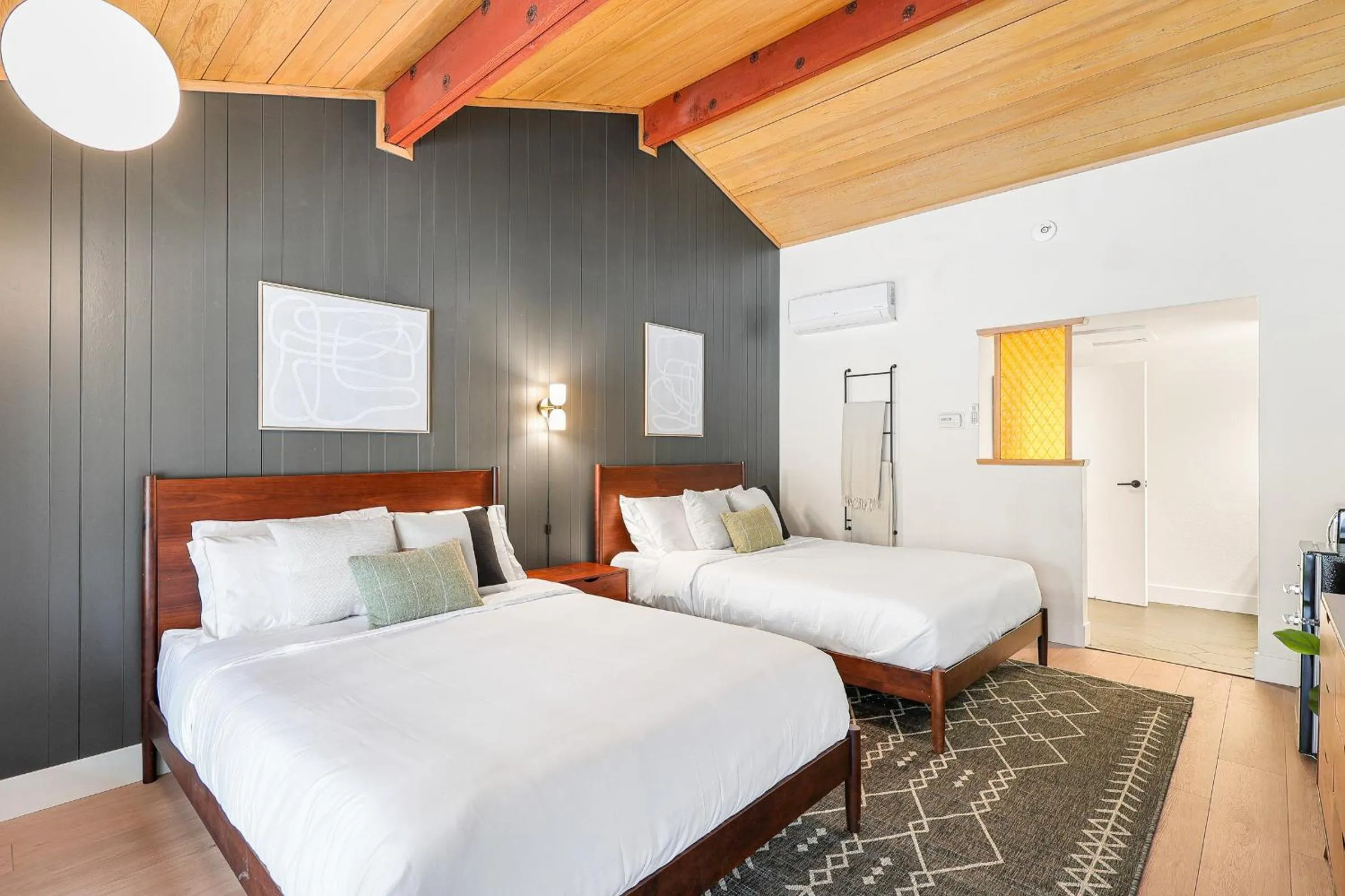 Bed in Cave Springs Resort