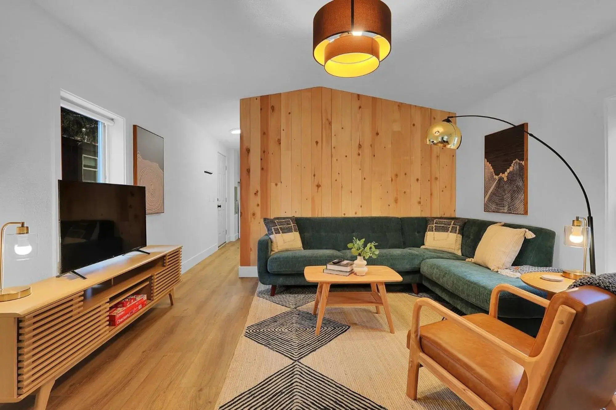 Two-Bedroom House in Cave Springs Resort Two-Bedroom House in Cave Springs Resort