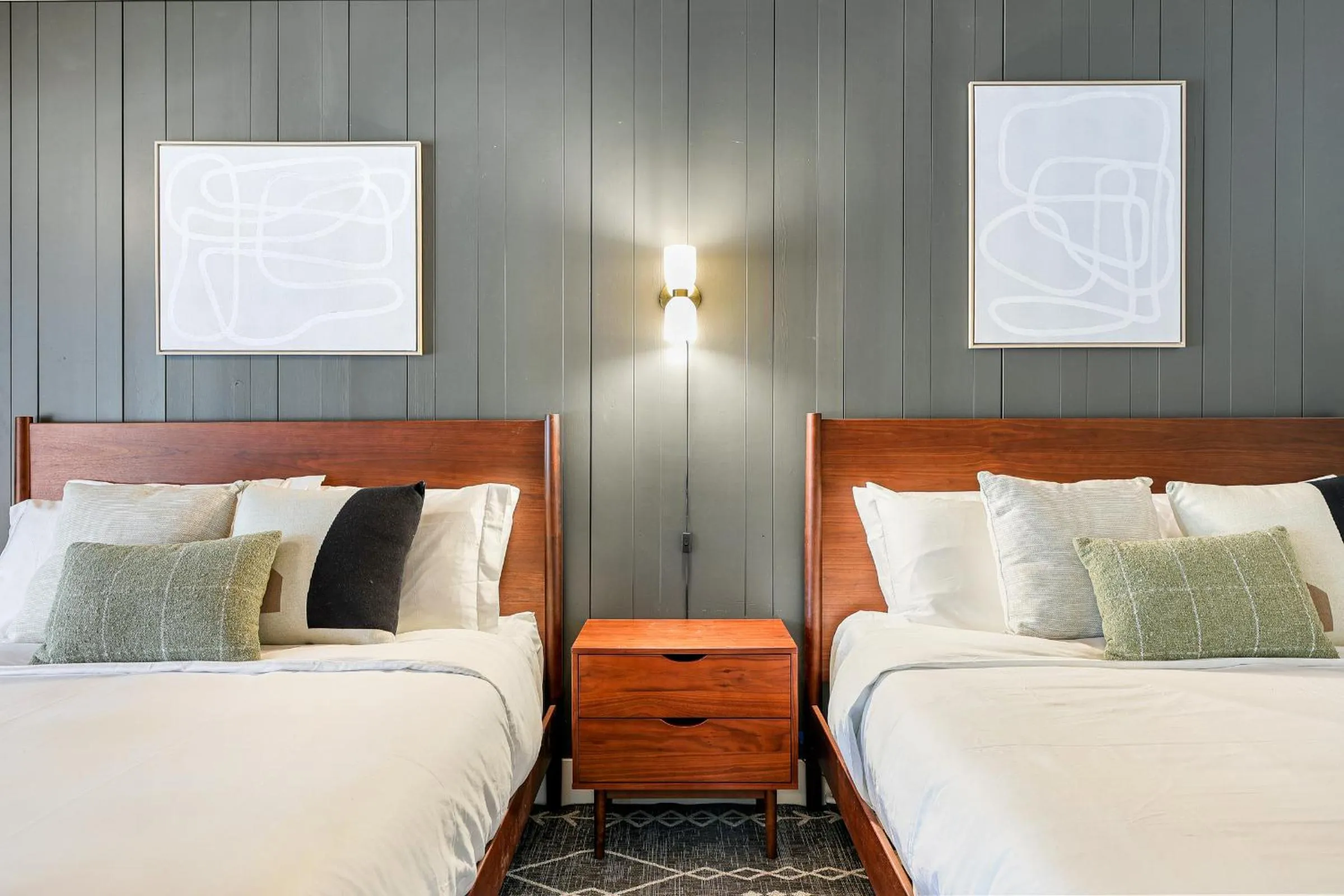 Bed in Cave Springs Resort