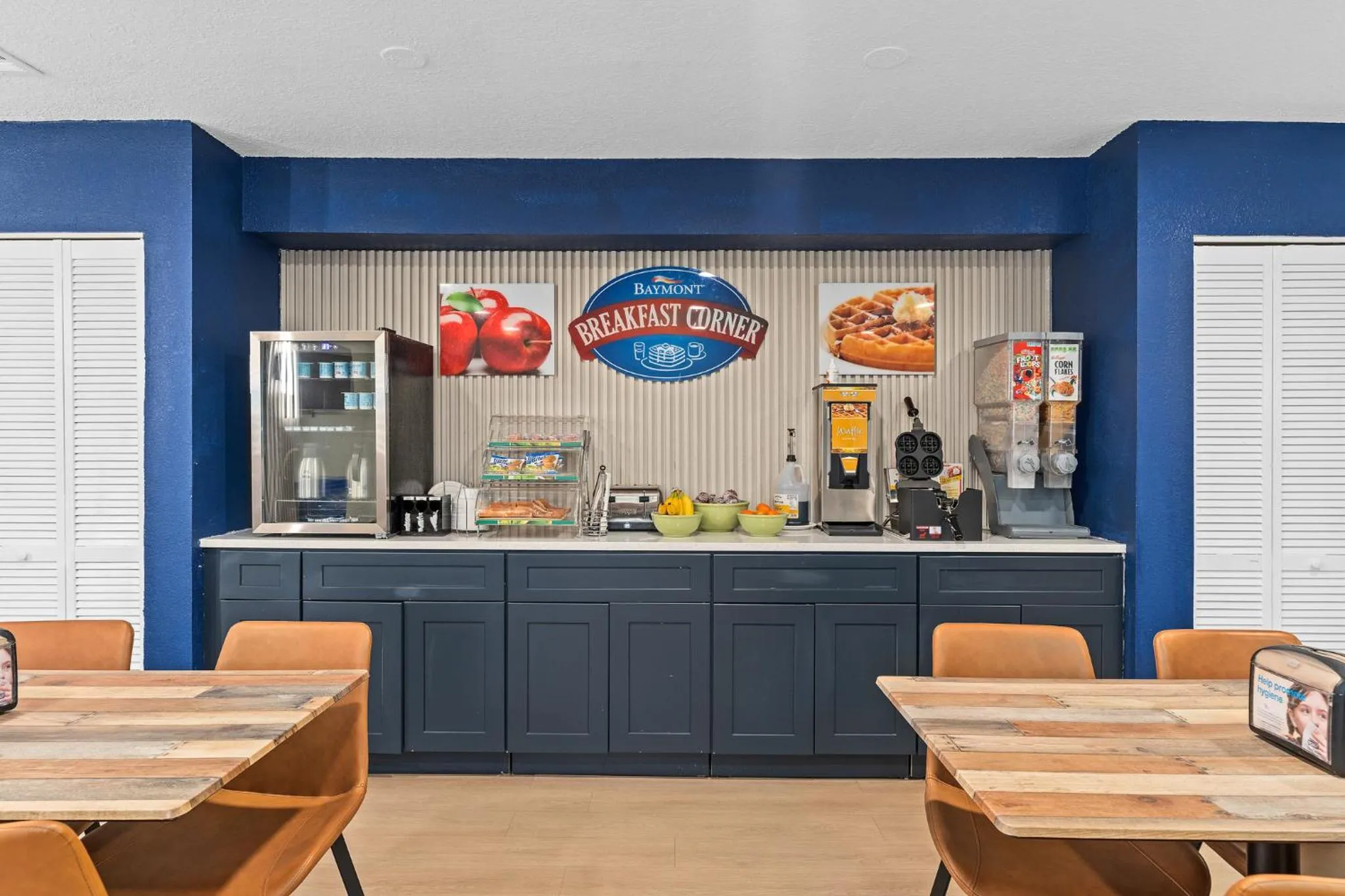 Breakfast in Baymont by Wyndham Orlando Downtown