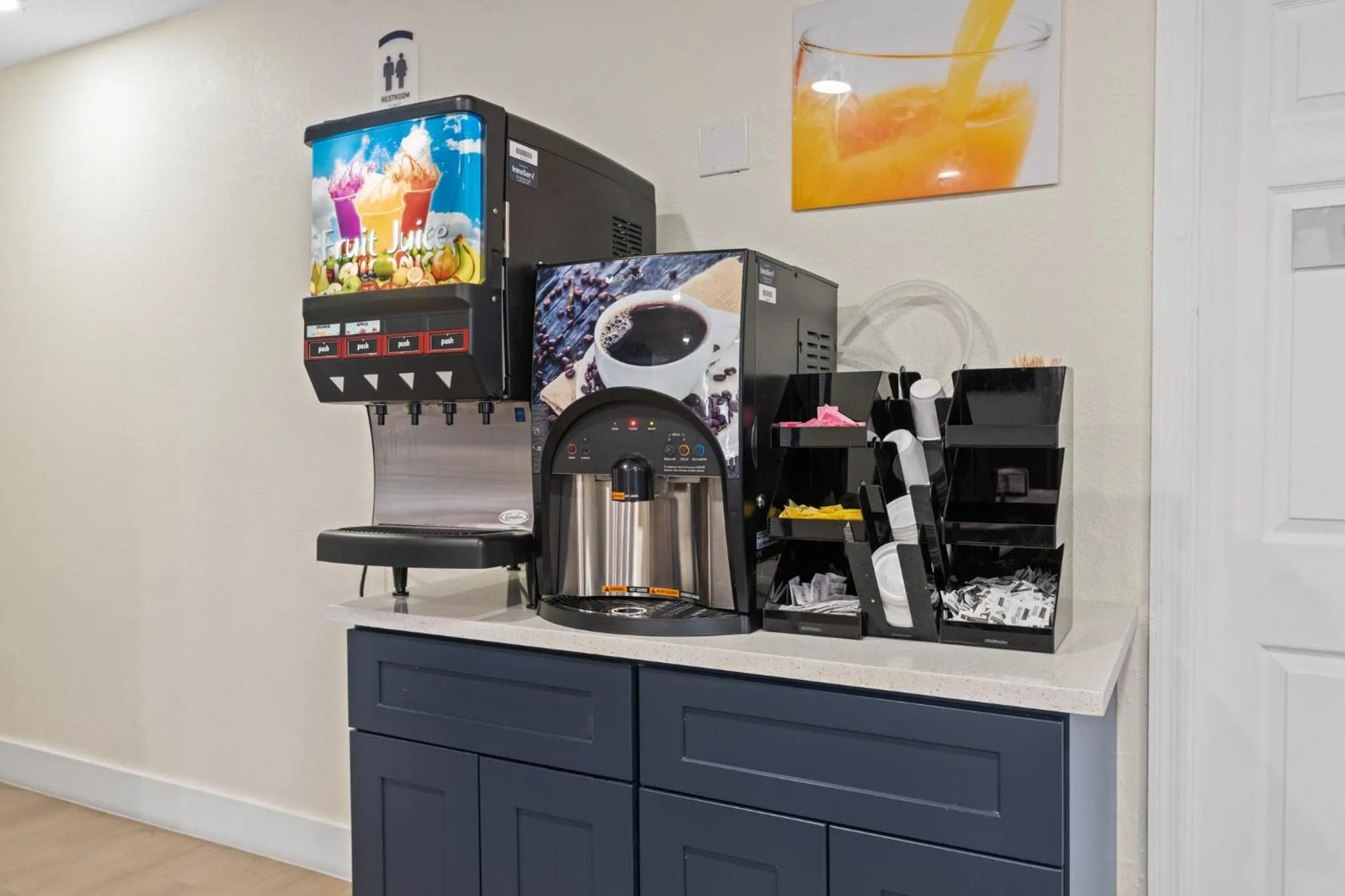 Breakfast in Baymont by Wyndham Orlando Downtown