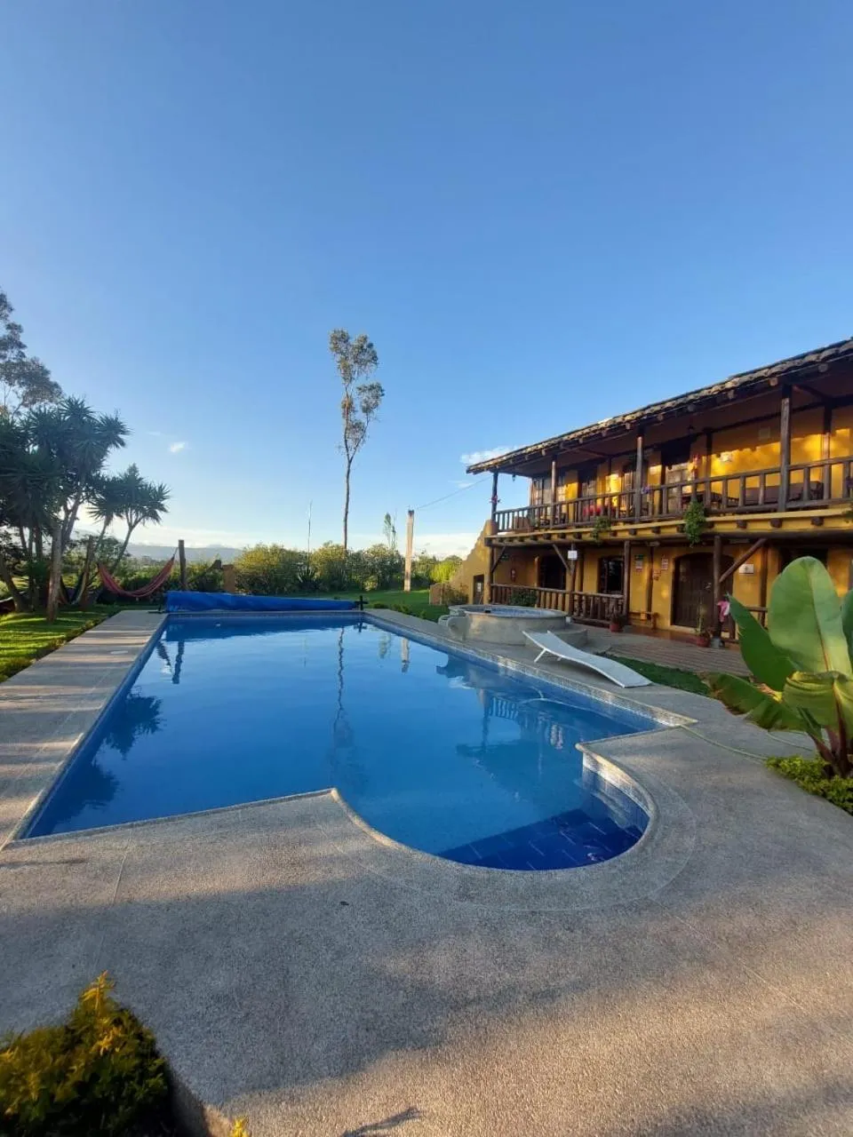 Property building in Hostería Colibri Aeropuerto