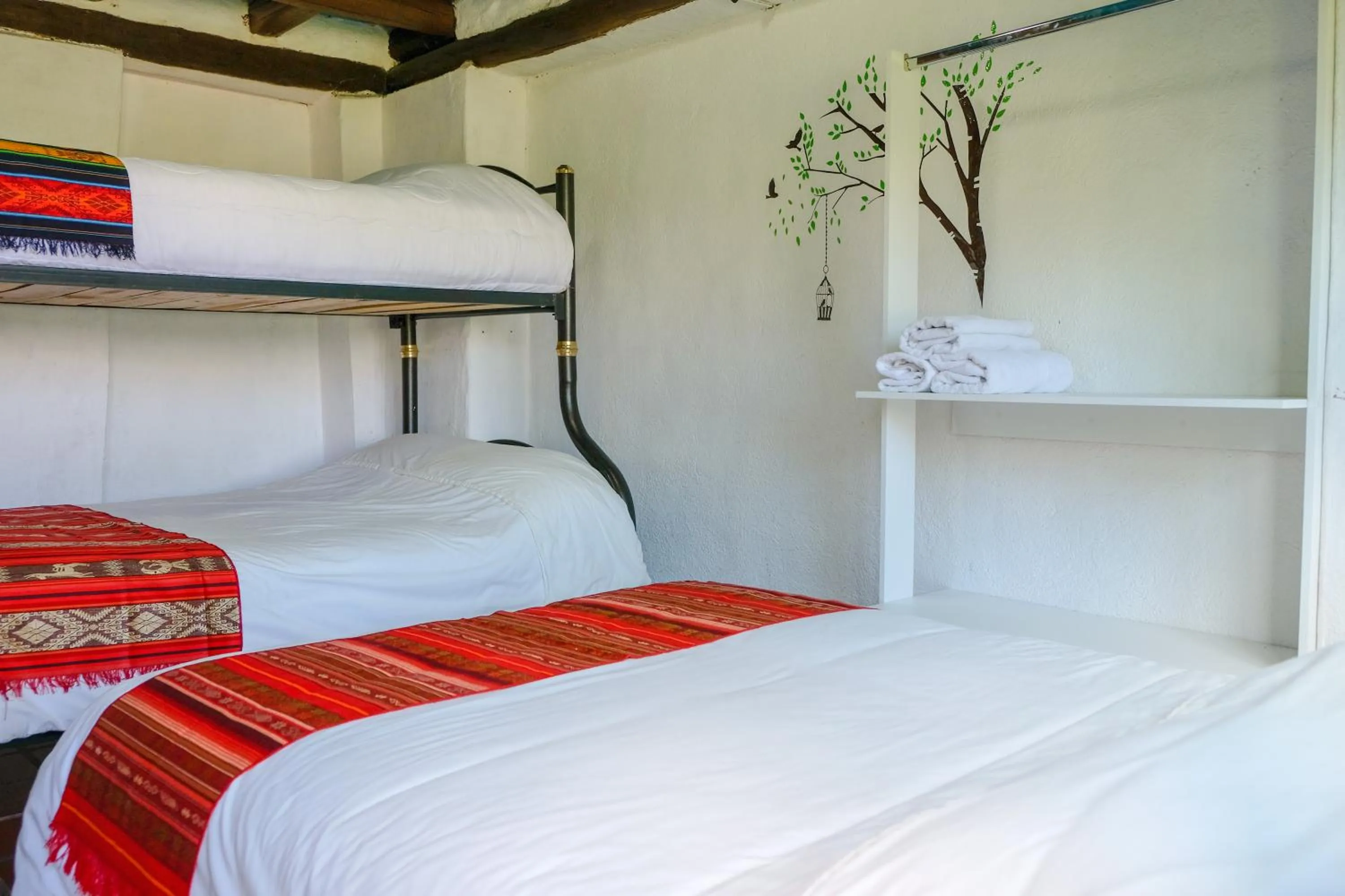 Photo of the whole room, Bed in Hostería Colibri Aeropuerto