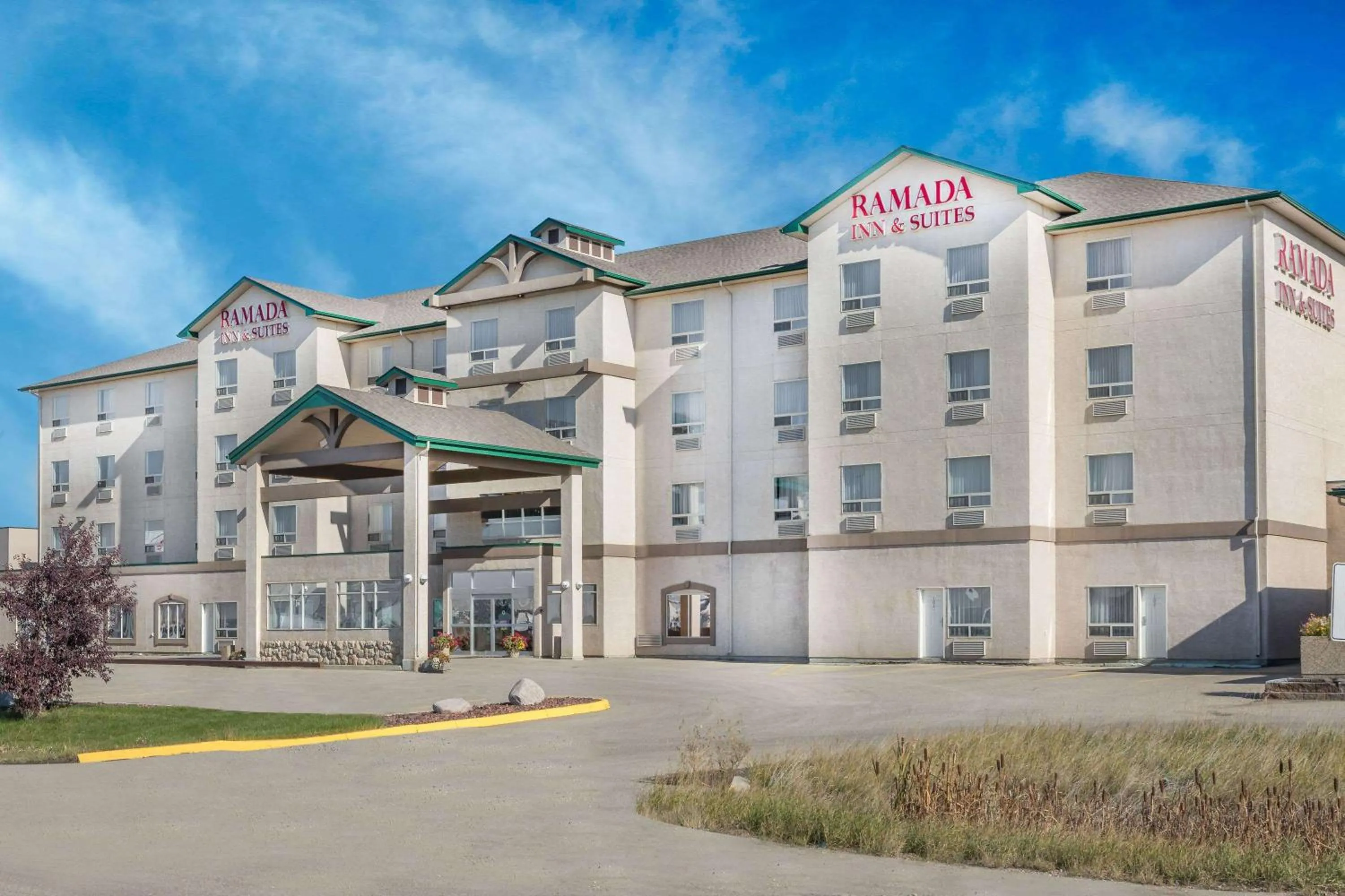 Property building in Ramada by Wyndham Clairmont/Grande Prairie