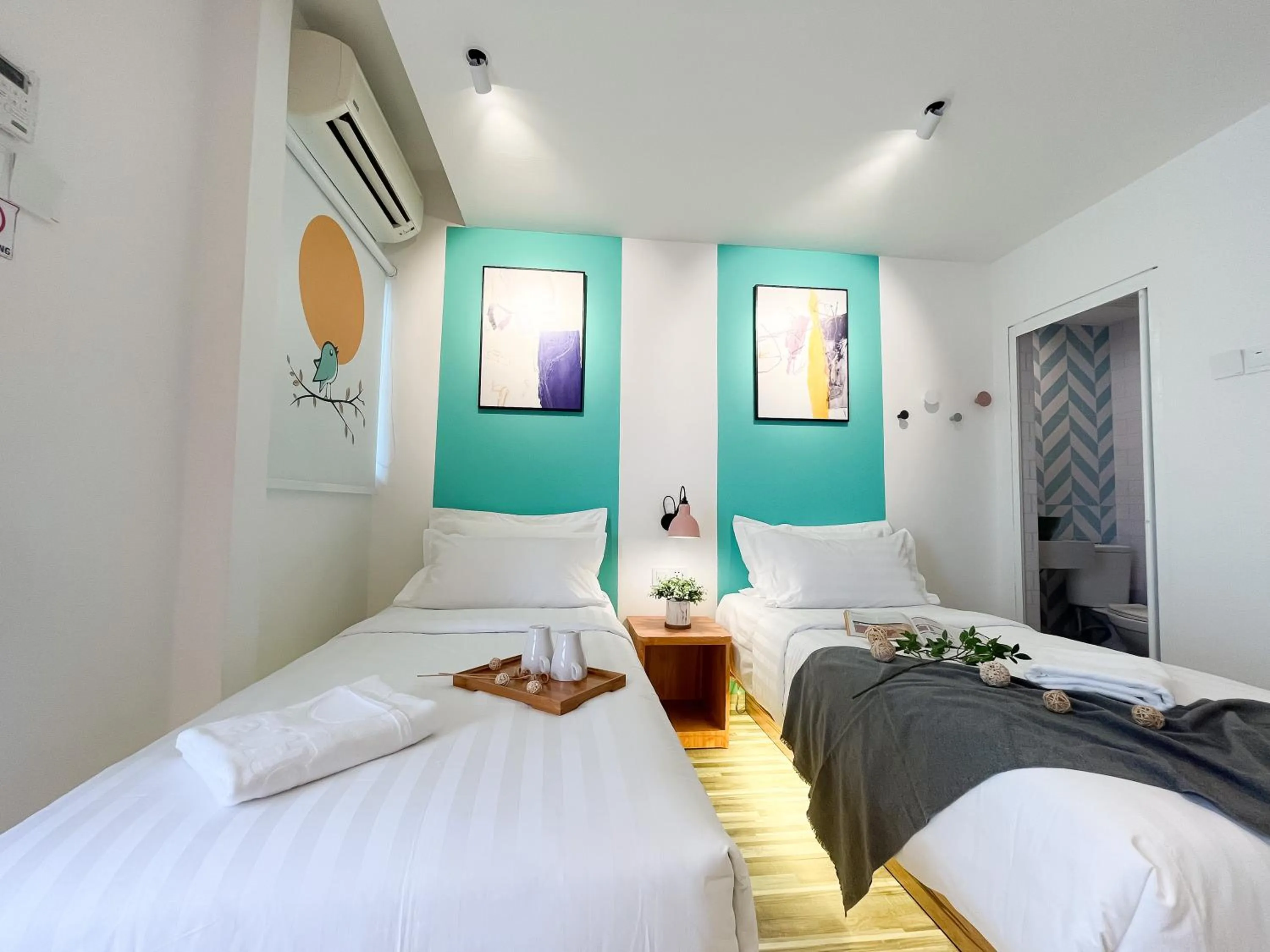 Bed in Apple 1 Hotel Gurney