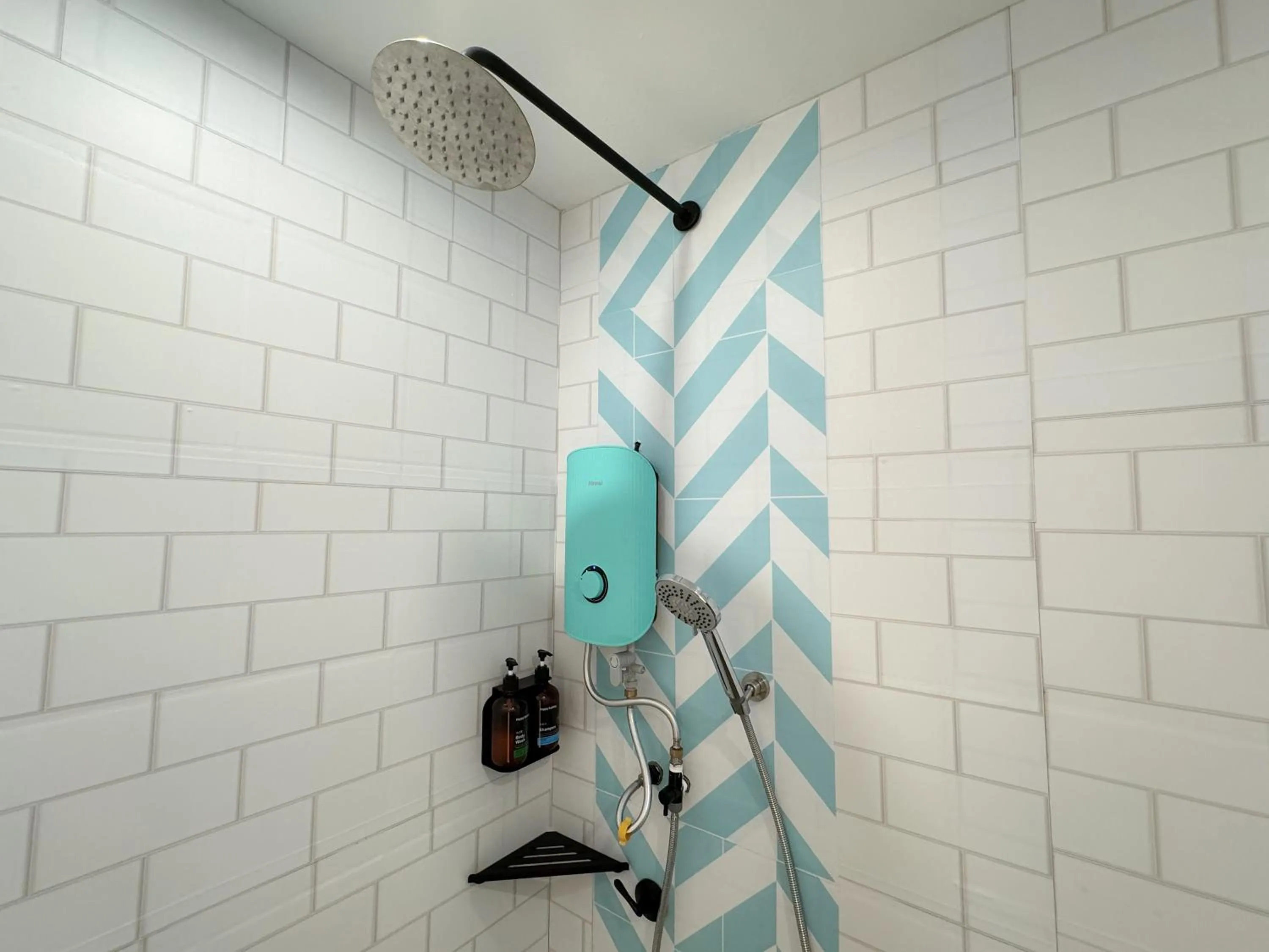 Bathroom in Apple 1 Hotel Gurney