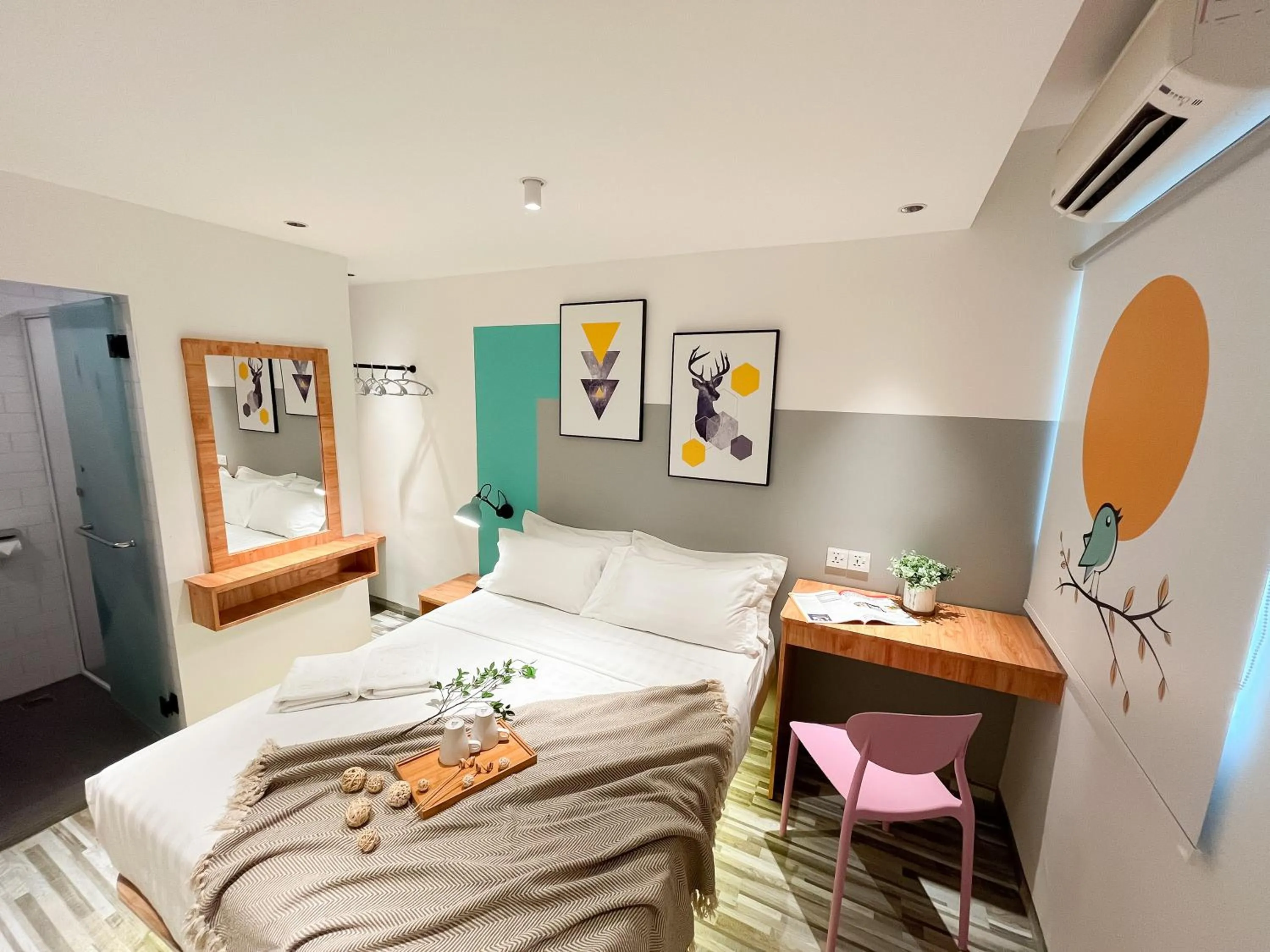 Bed in Apple 1 Hotel Gurney