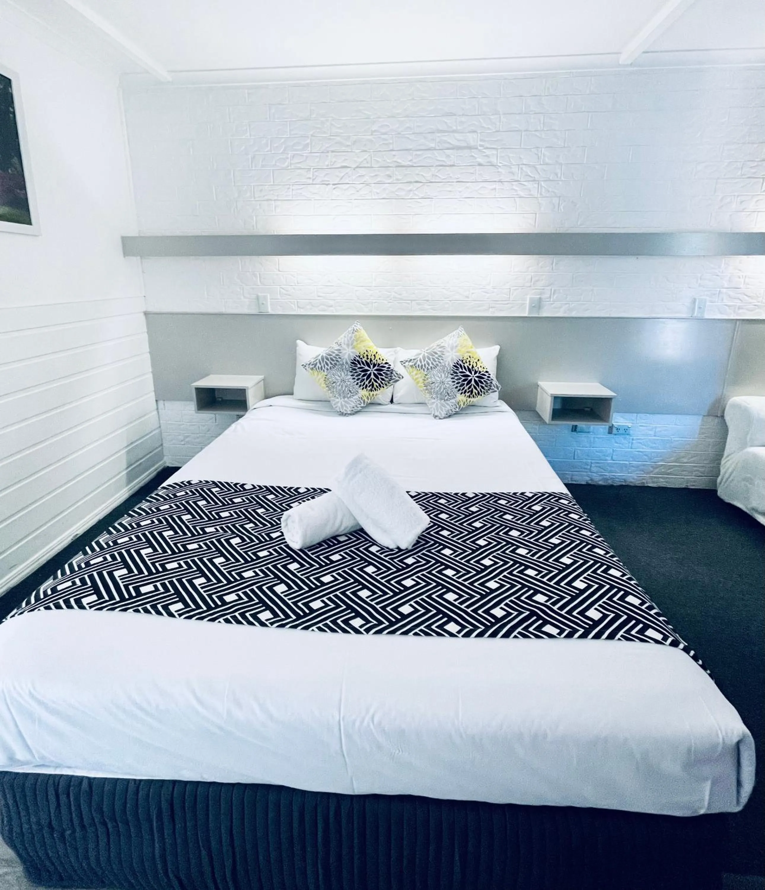 Jacaranda Place Motor Inn