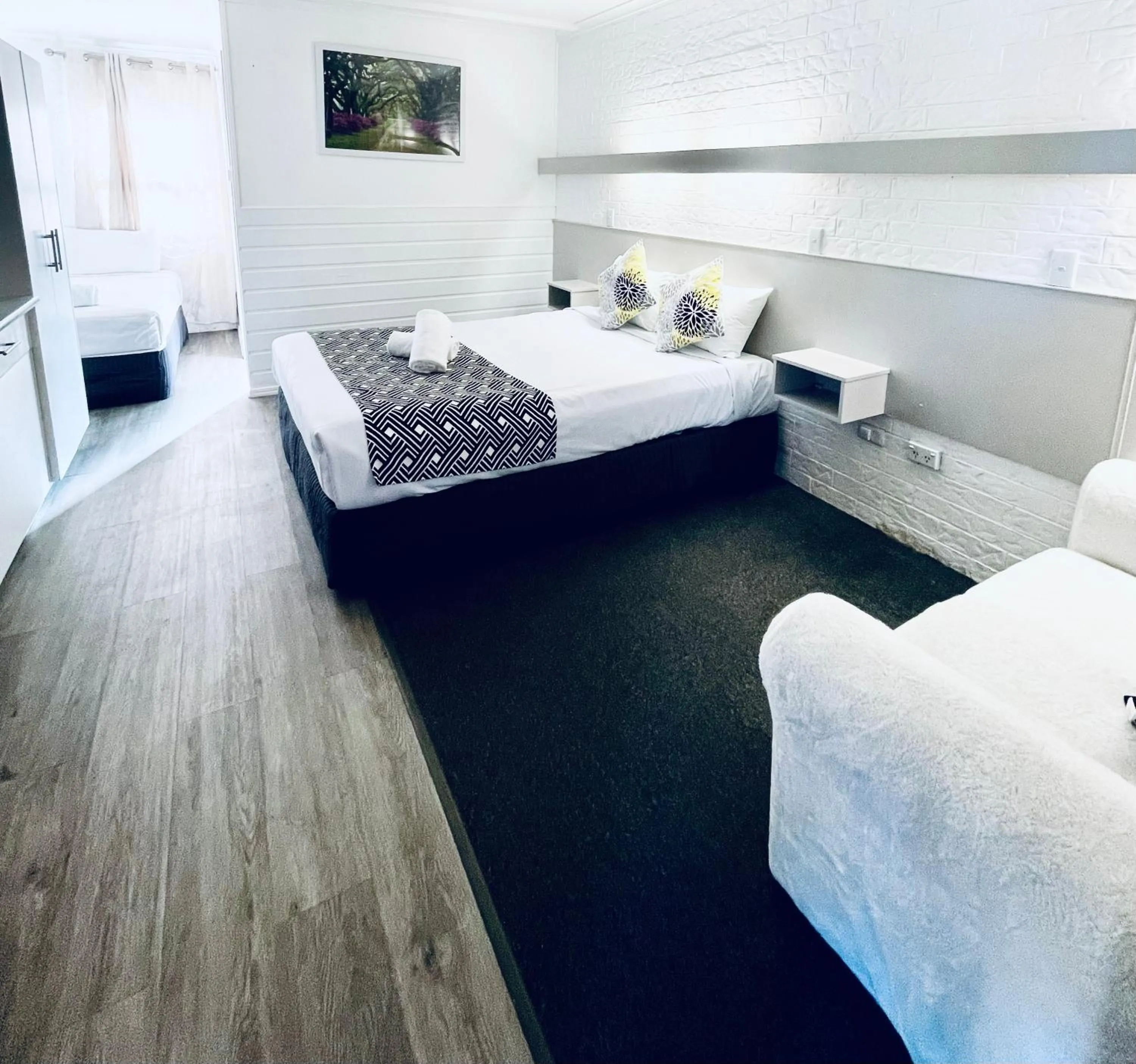 Jacaranda Place Motor Inn