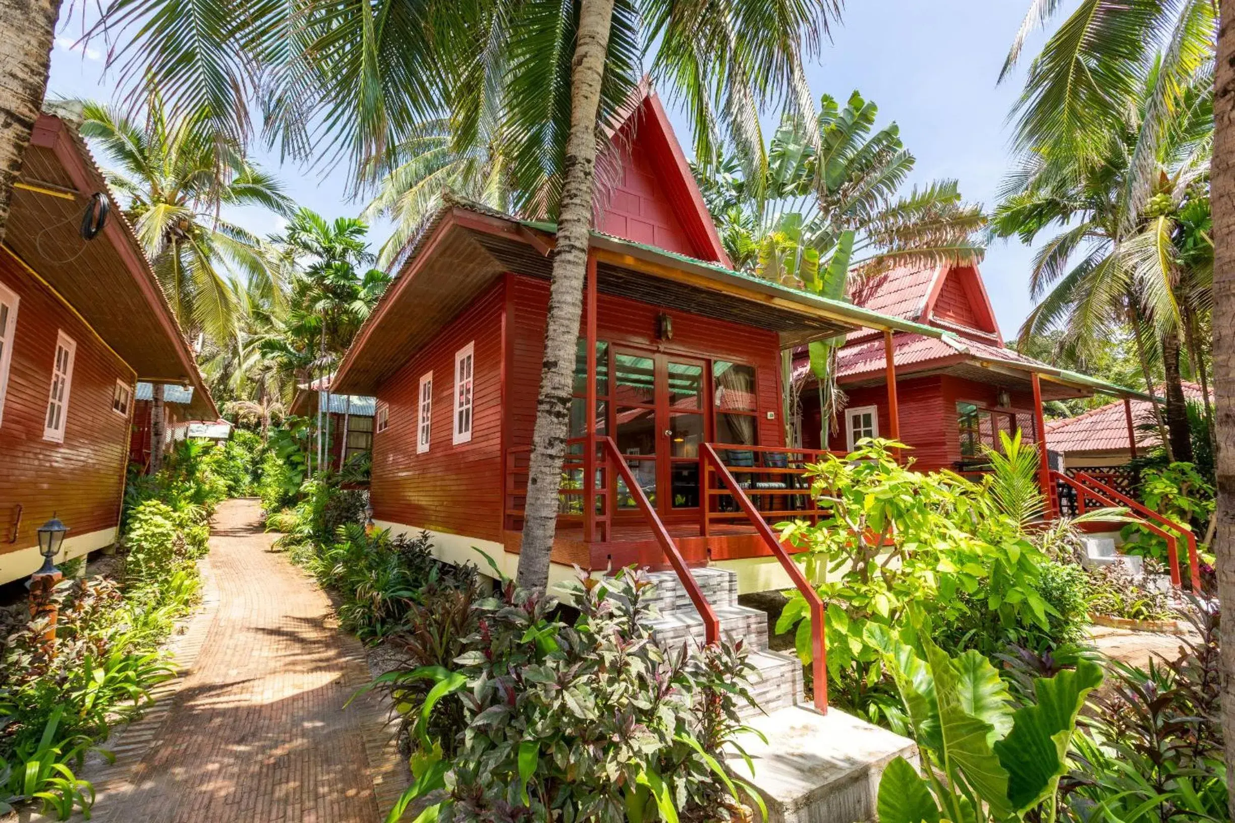 Deluxe Bungalow with Garden View in Chaweng Bliss Bungalow Deluxe Bungalow with Garden View in Chaweng Bliss Bungalow