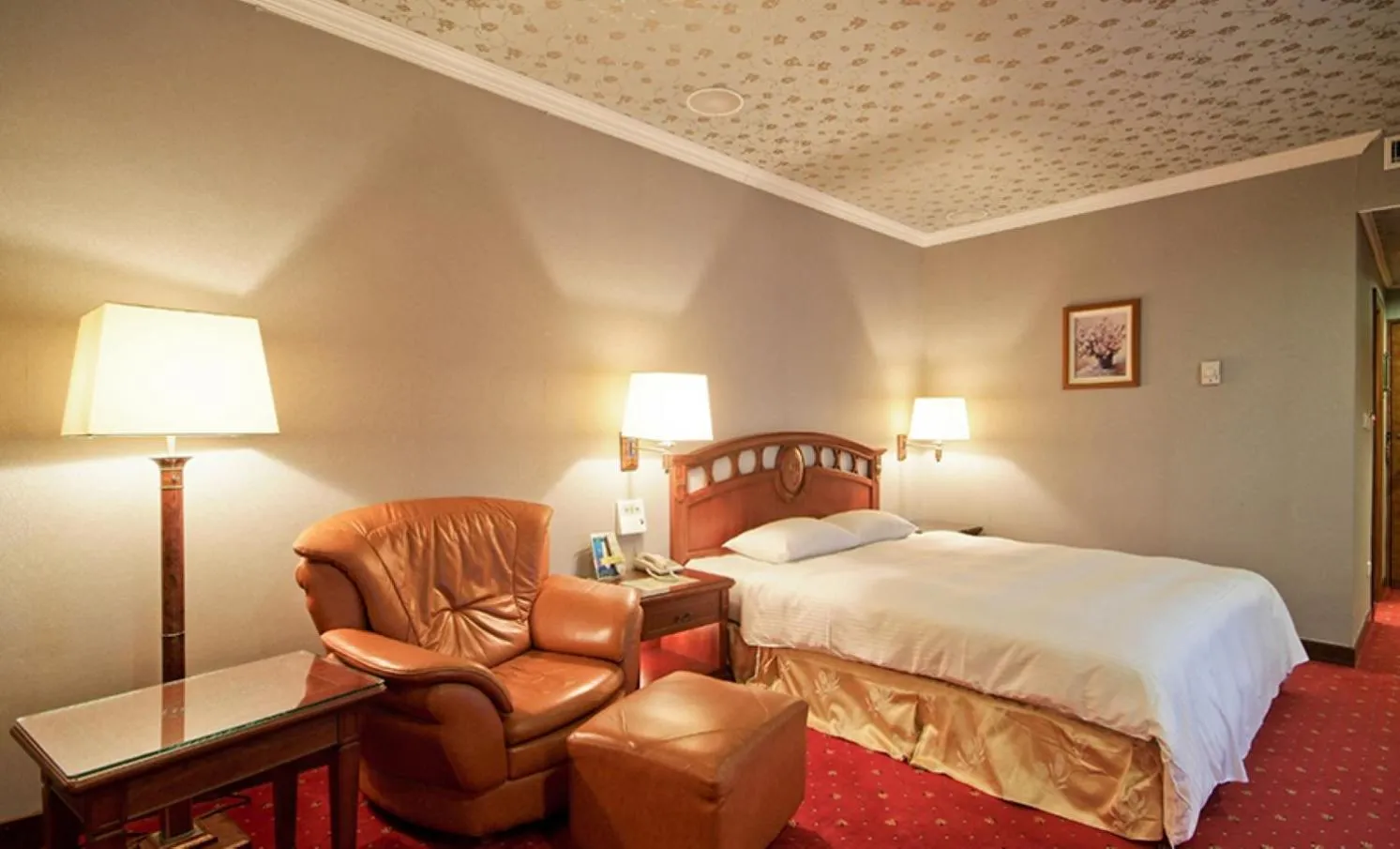 Bed in F Hotel Tainan- Pet-friendly