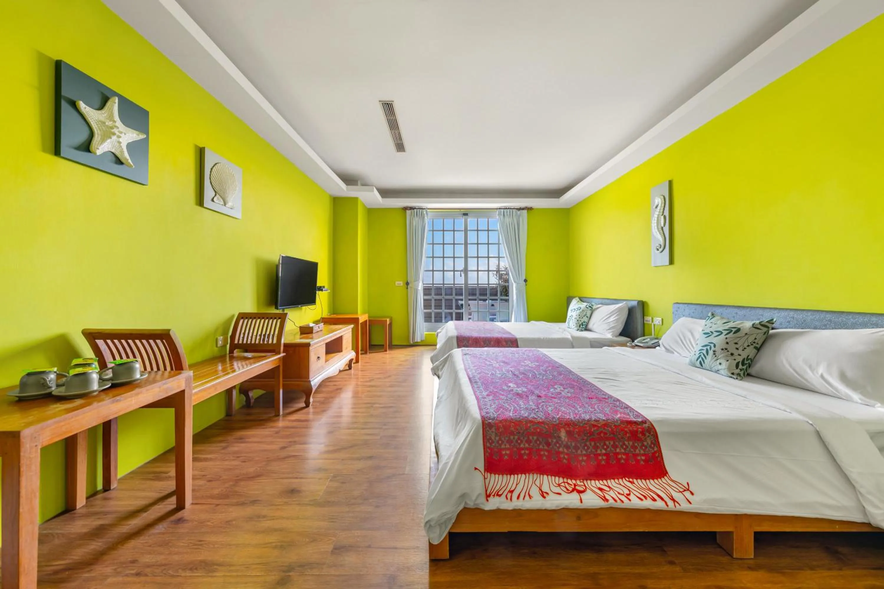 Photo of the whole room, Bed in Golden Ocean Azure Hotel