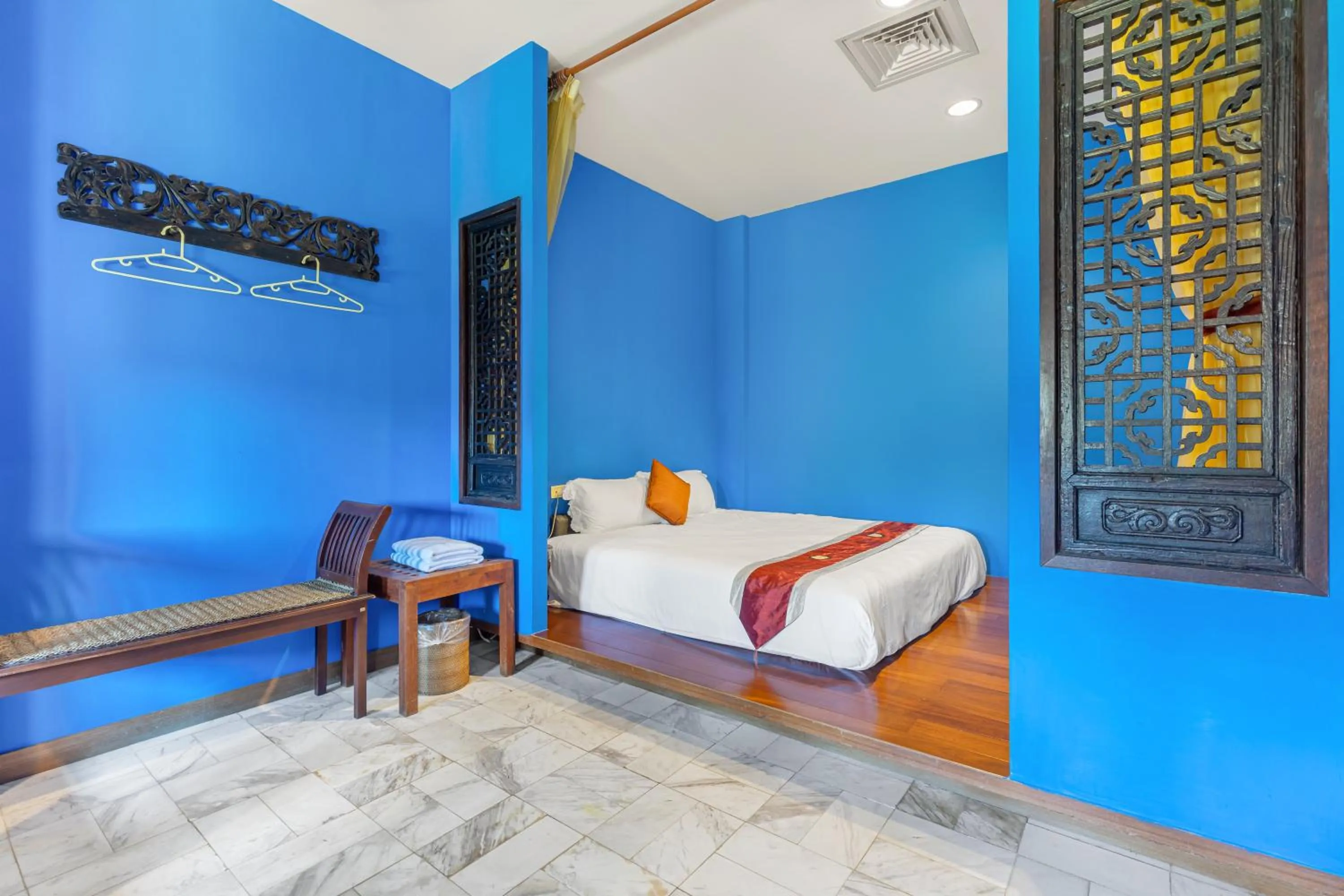 Photo of the whole room, Bed in Golden Ocean Azure Hotel