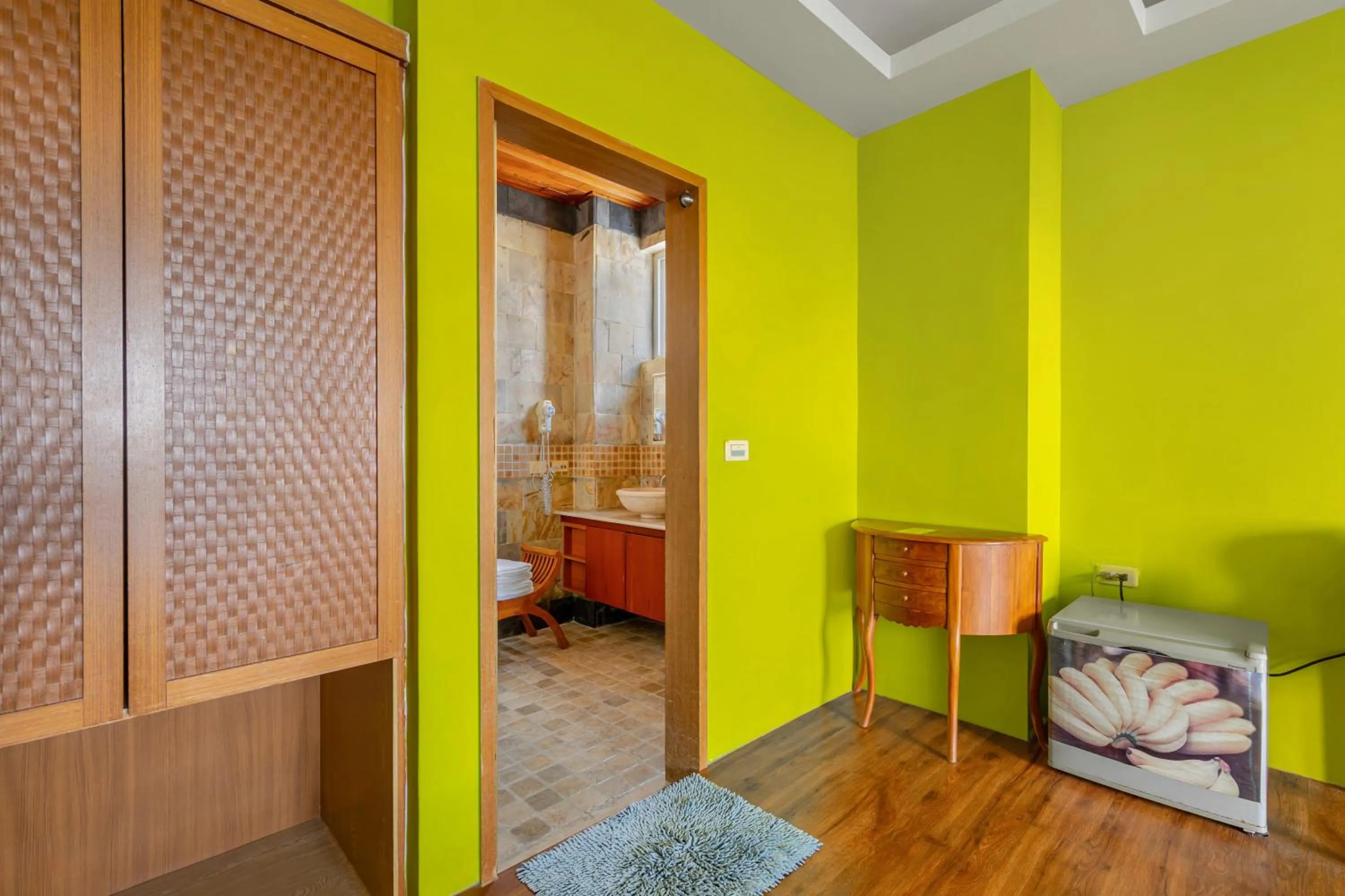 Photo of the whole room, Bed in Golden Ocean Azure Hotel