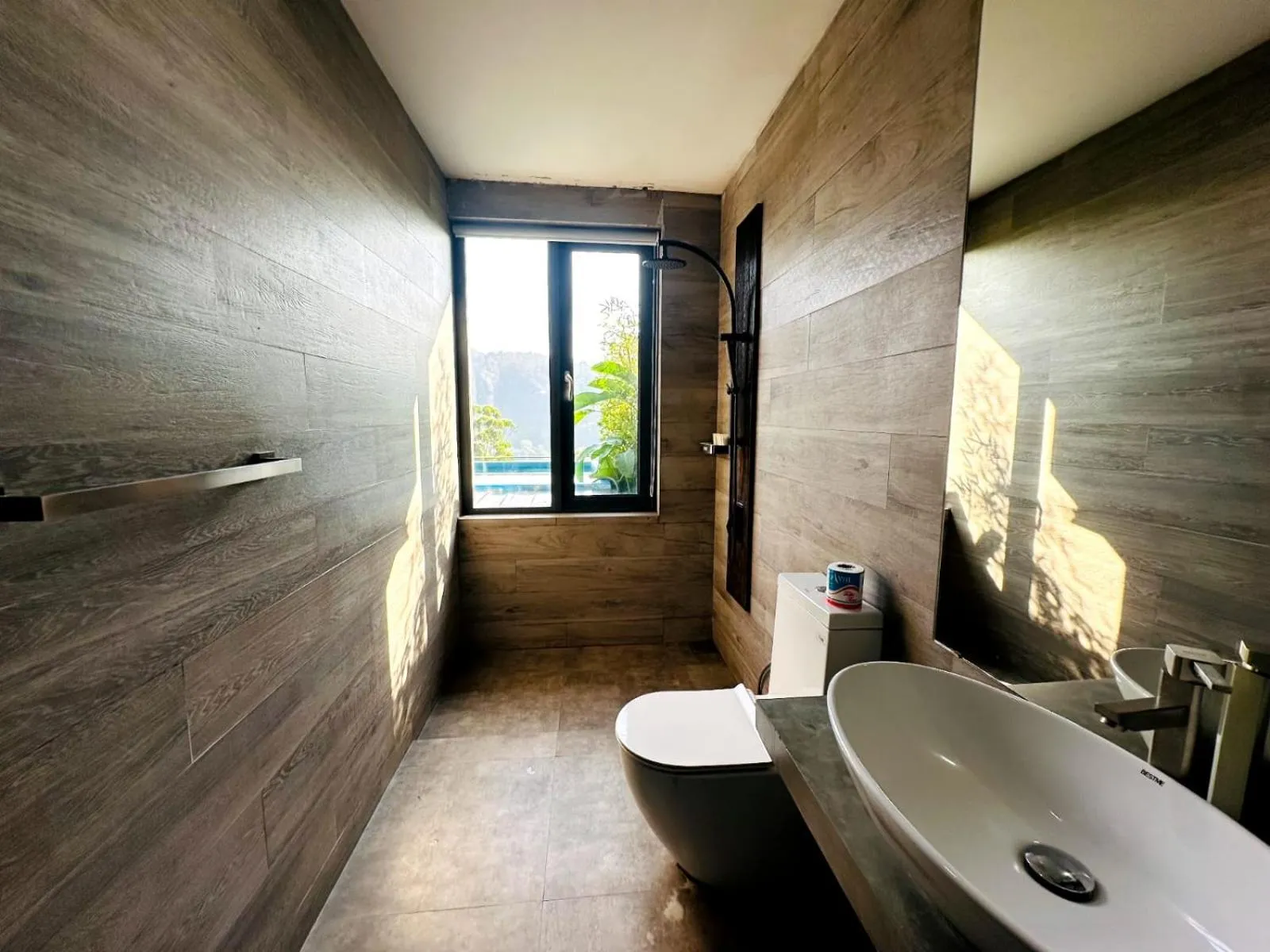 Bathroom in Ella Flower Garden Resort