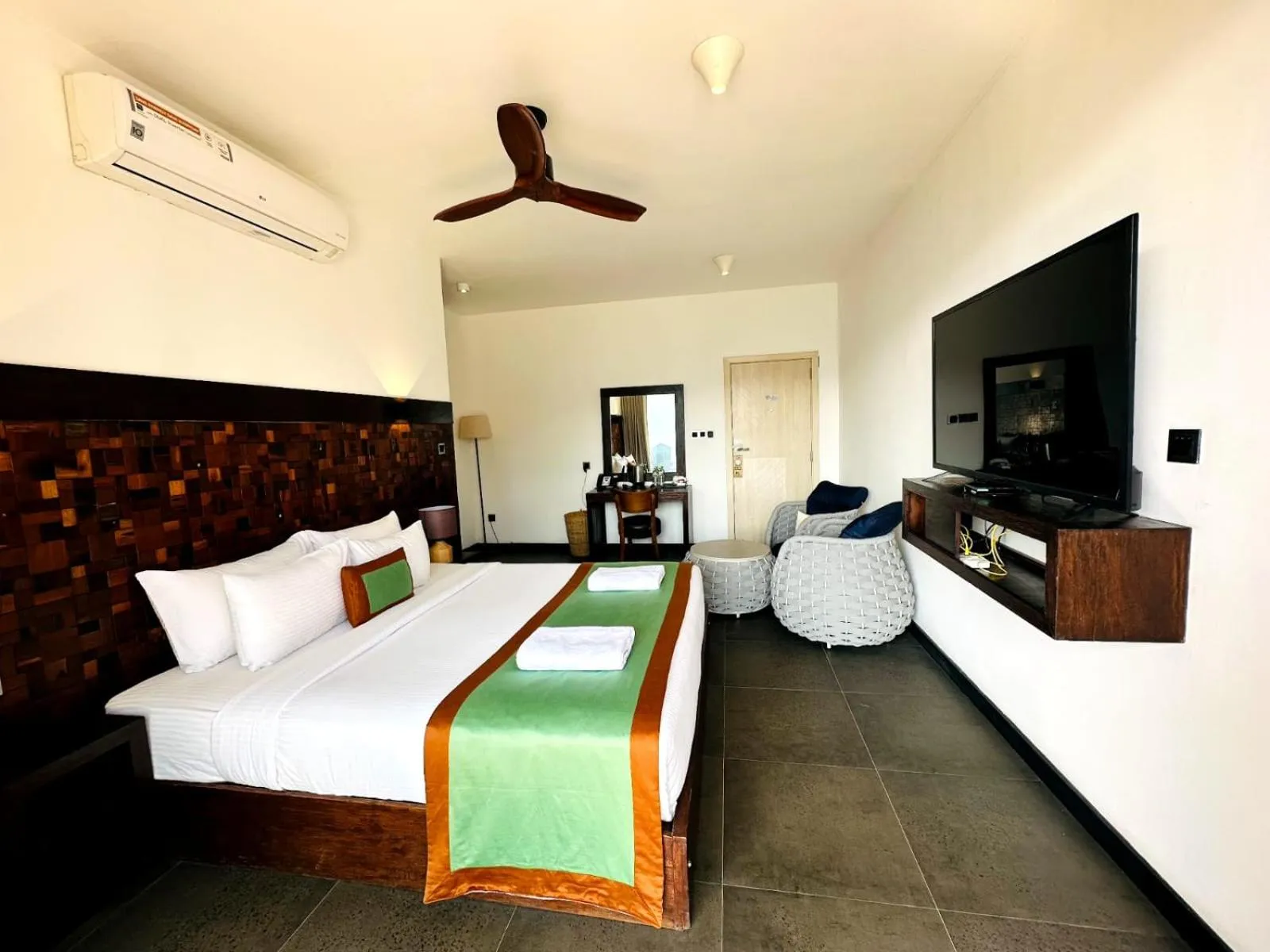 Bed in Ella Flower Garden Resort