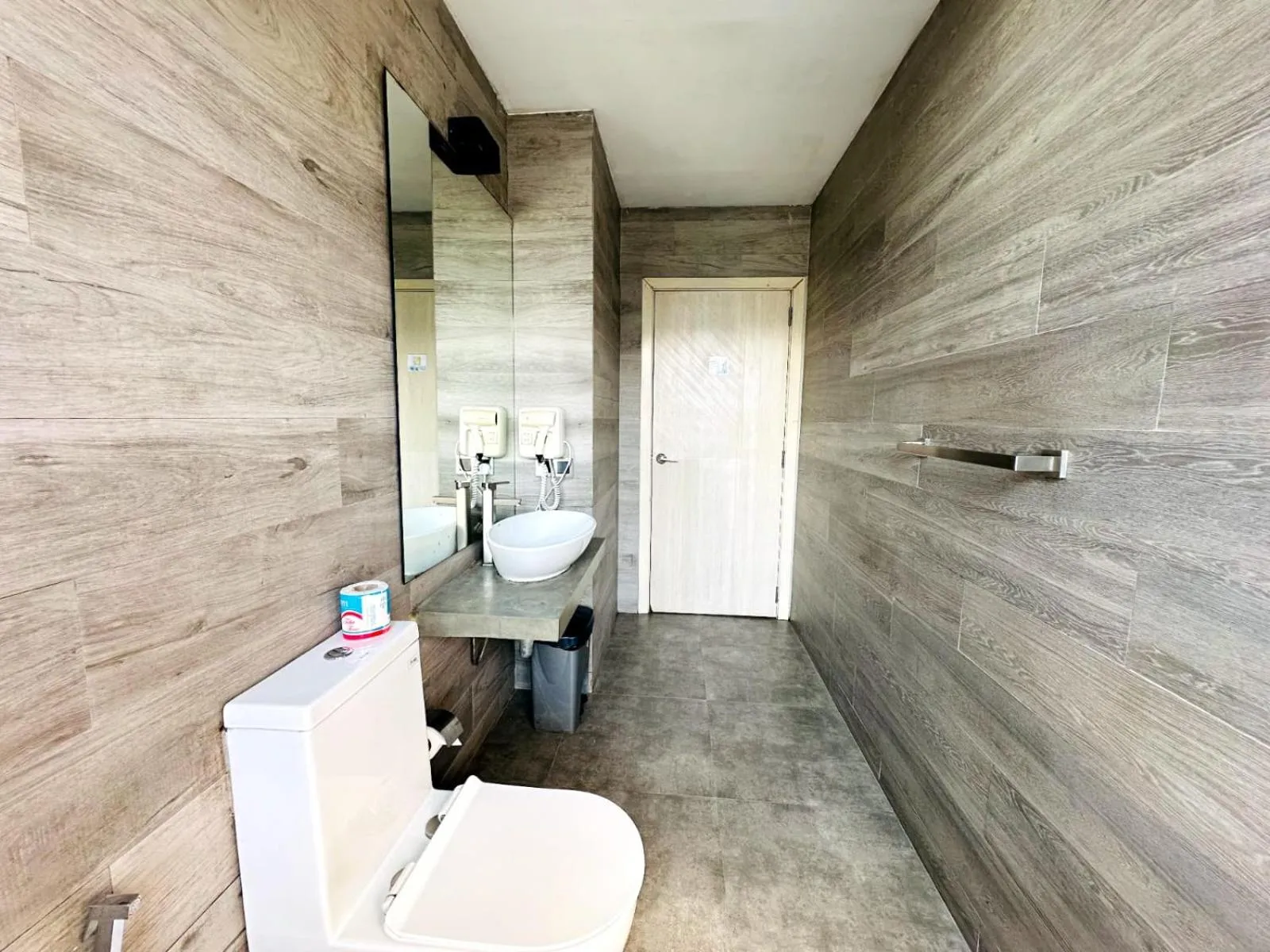 Ella Flower Garden Resort