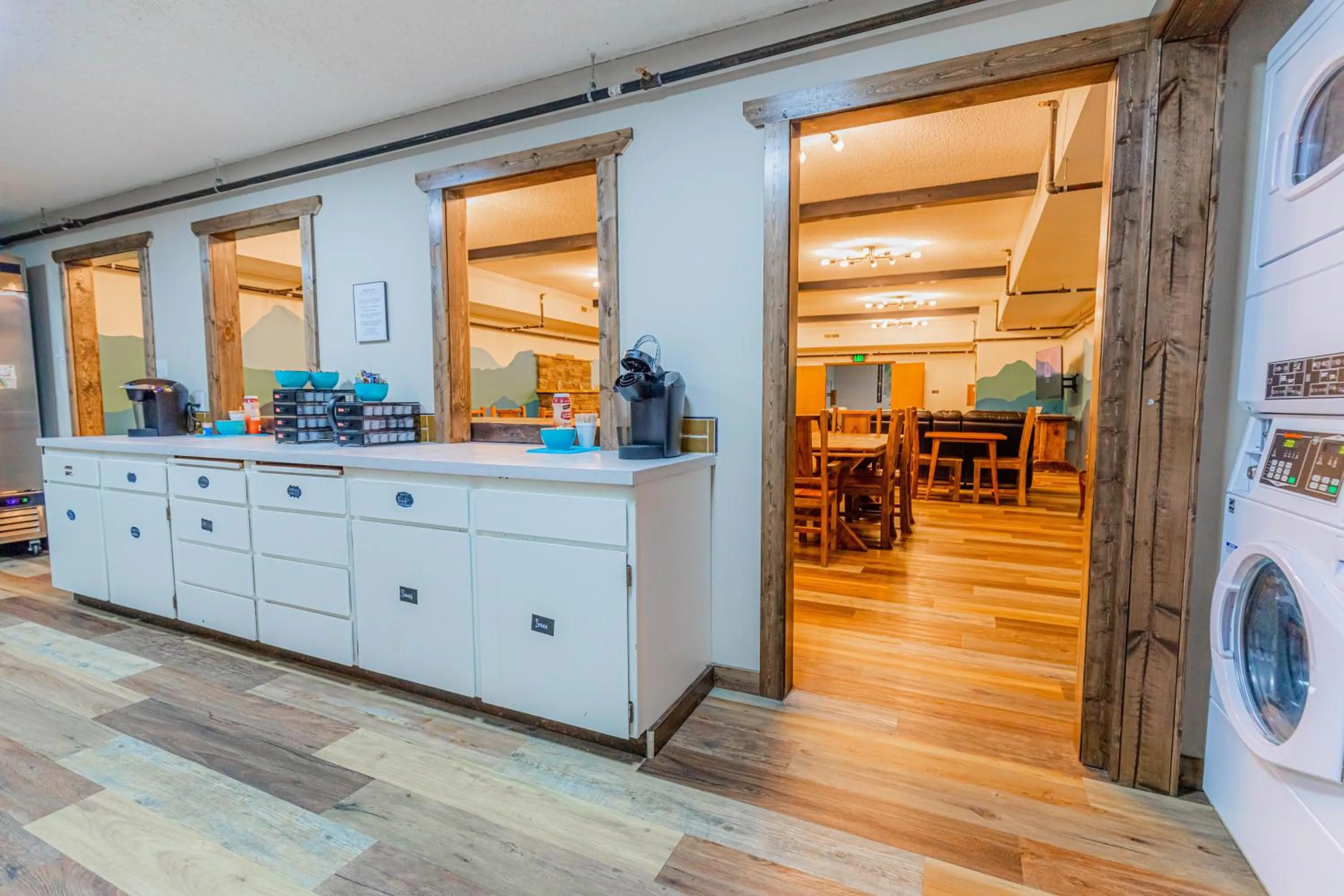 Property building in Pintler's Portal Hostel