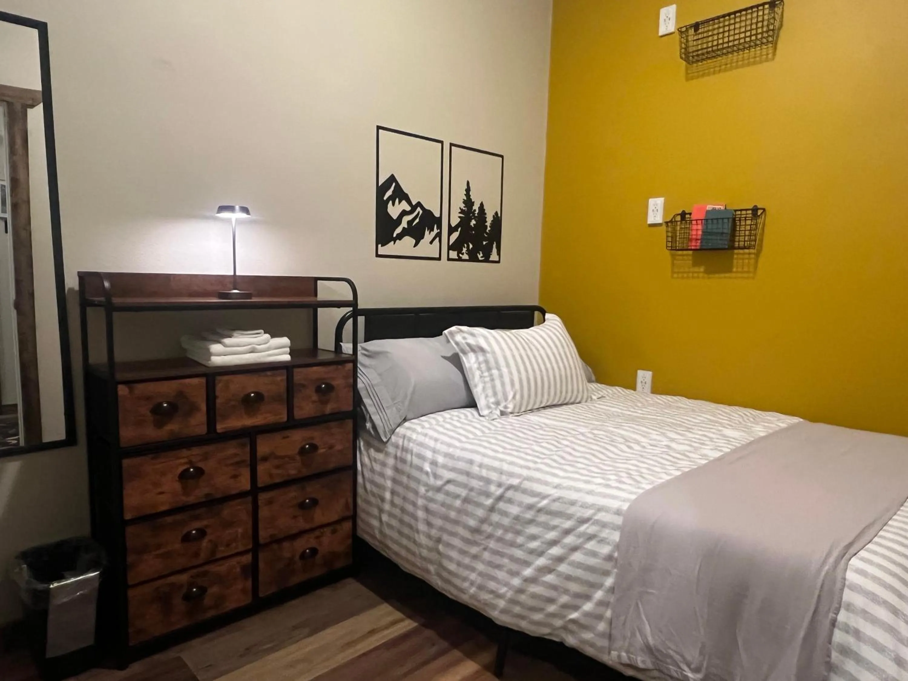 Bed in Pintler's Portal Hostel