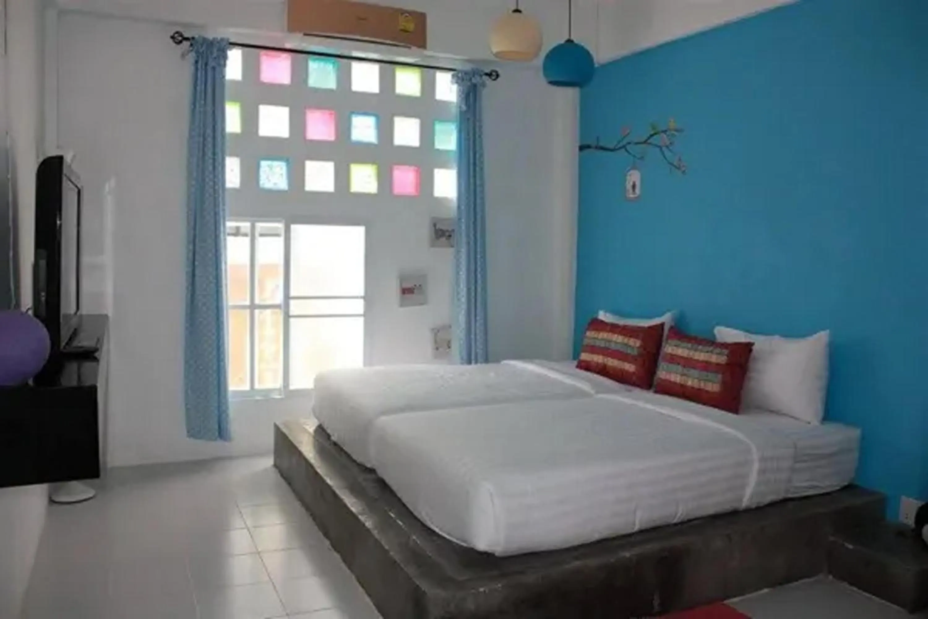 Bed in Na-Rak-O Resort