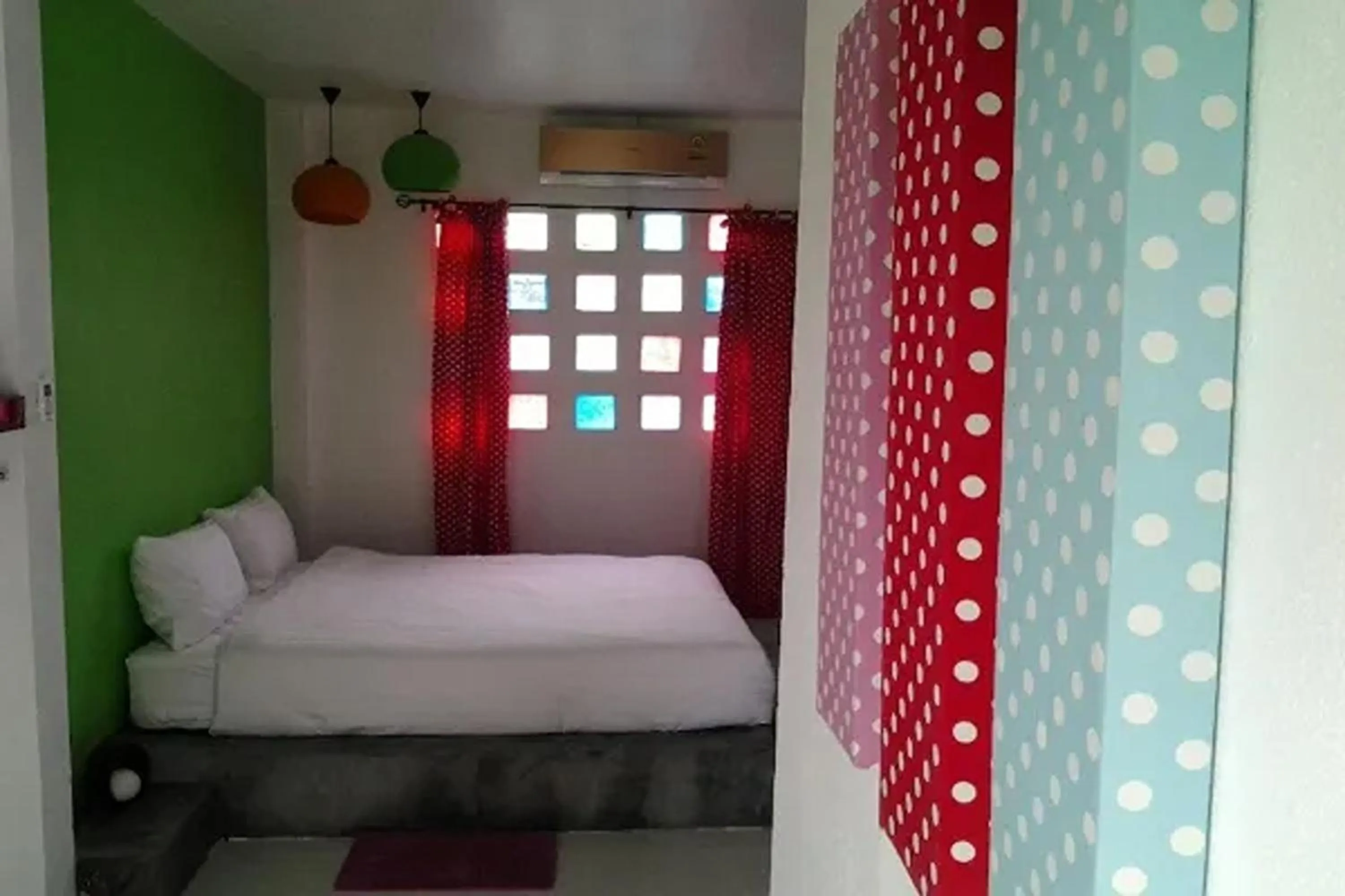 Bed in Na-Rak-O Resort