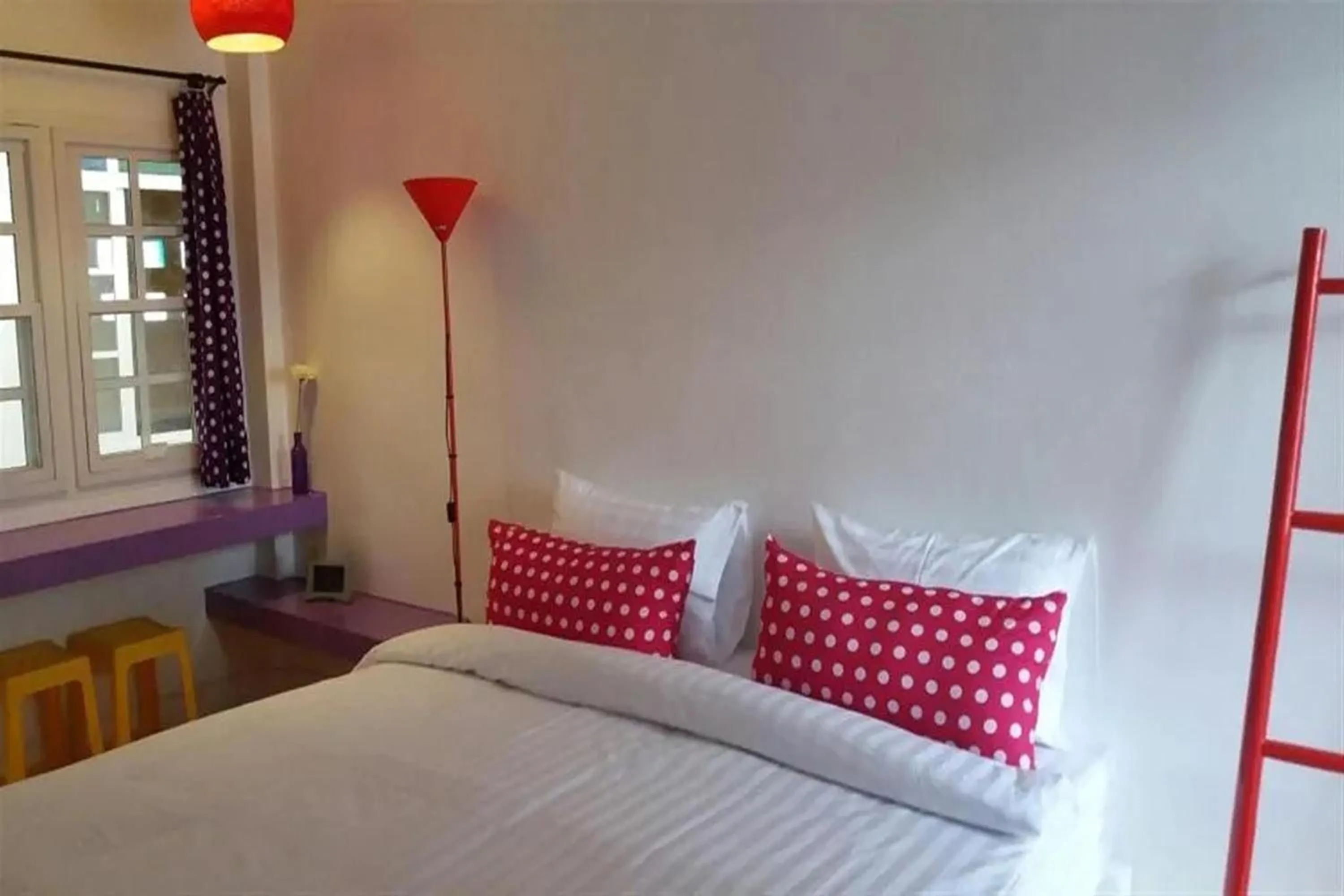 Bed in Na-Rak-O Resort