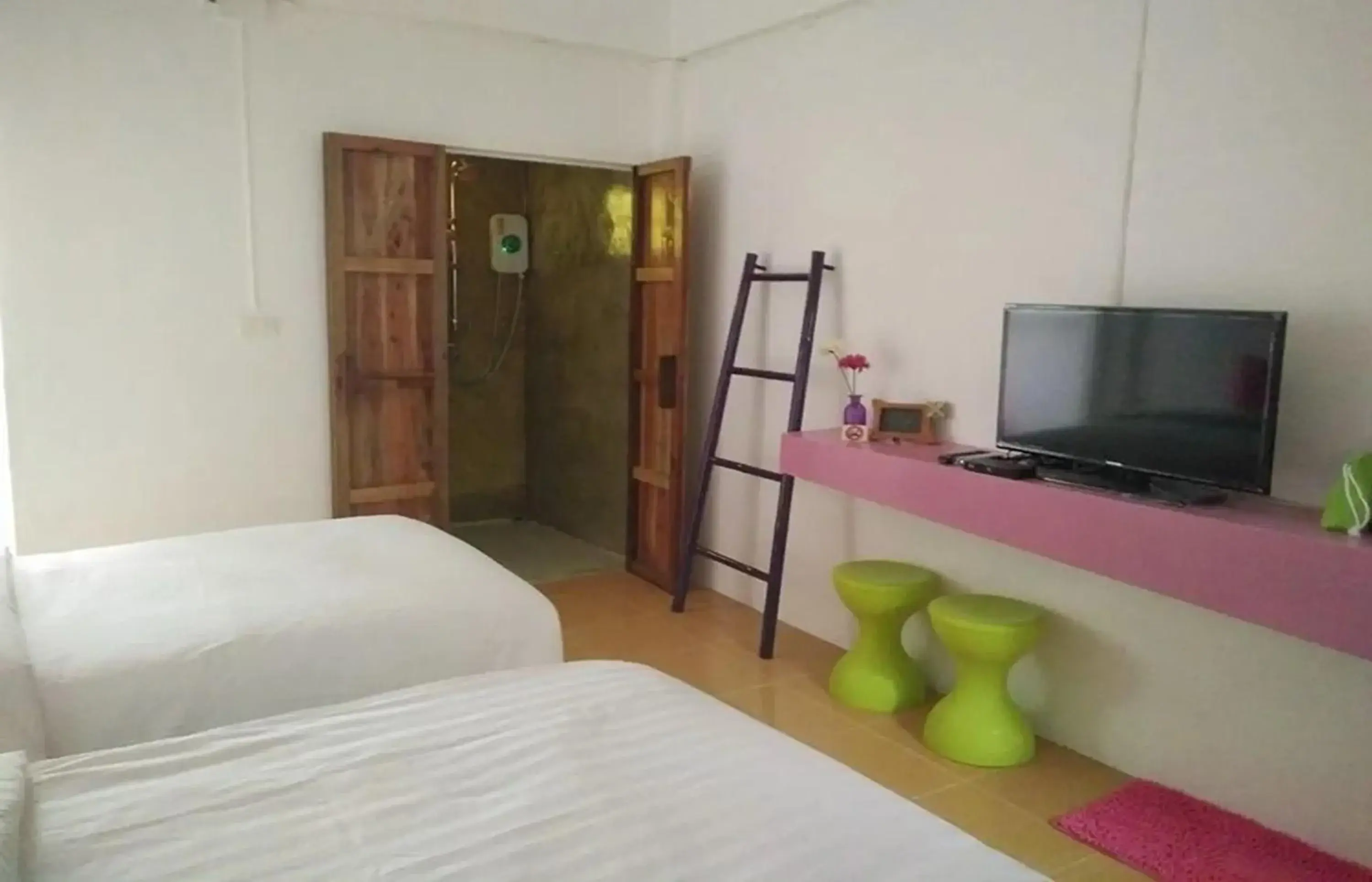 Triple Room with Bathroom in Na-Rak-O Resort Triple Room with Bathroom in Na-Rak-O Resort