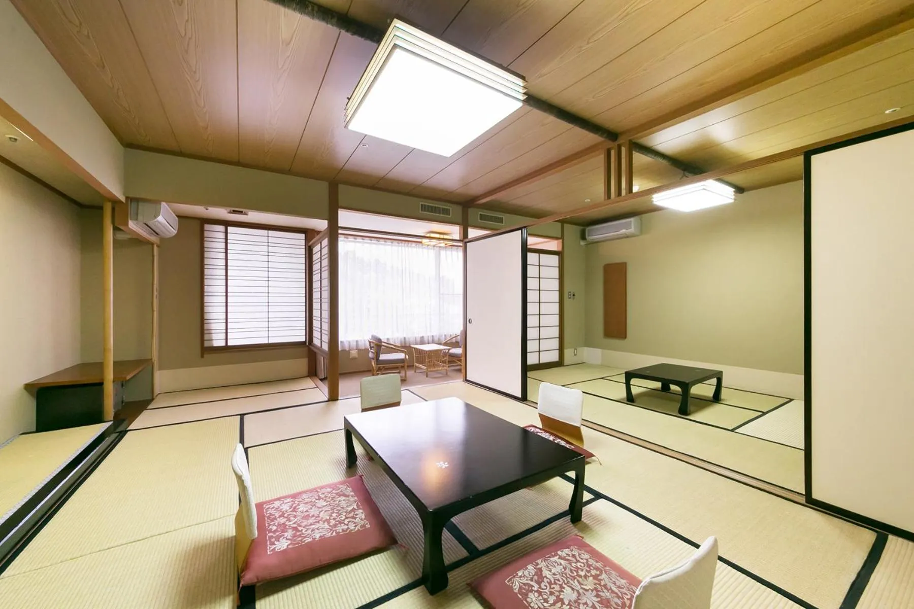 Photo of the whole room in Tateshina Grand Hotel Takinoyu