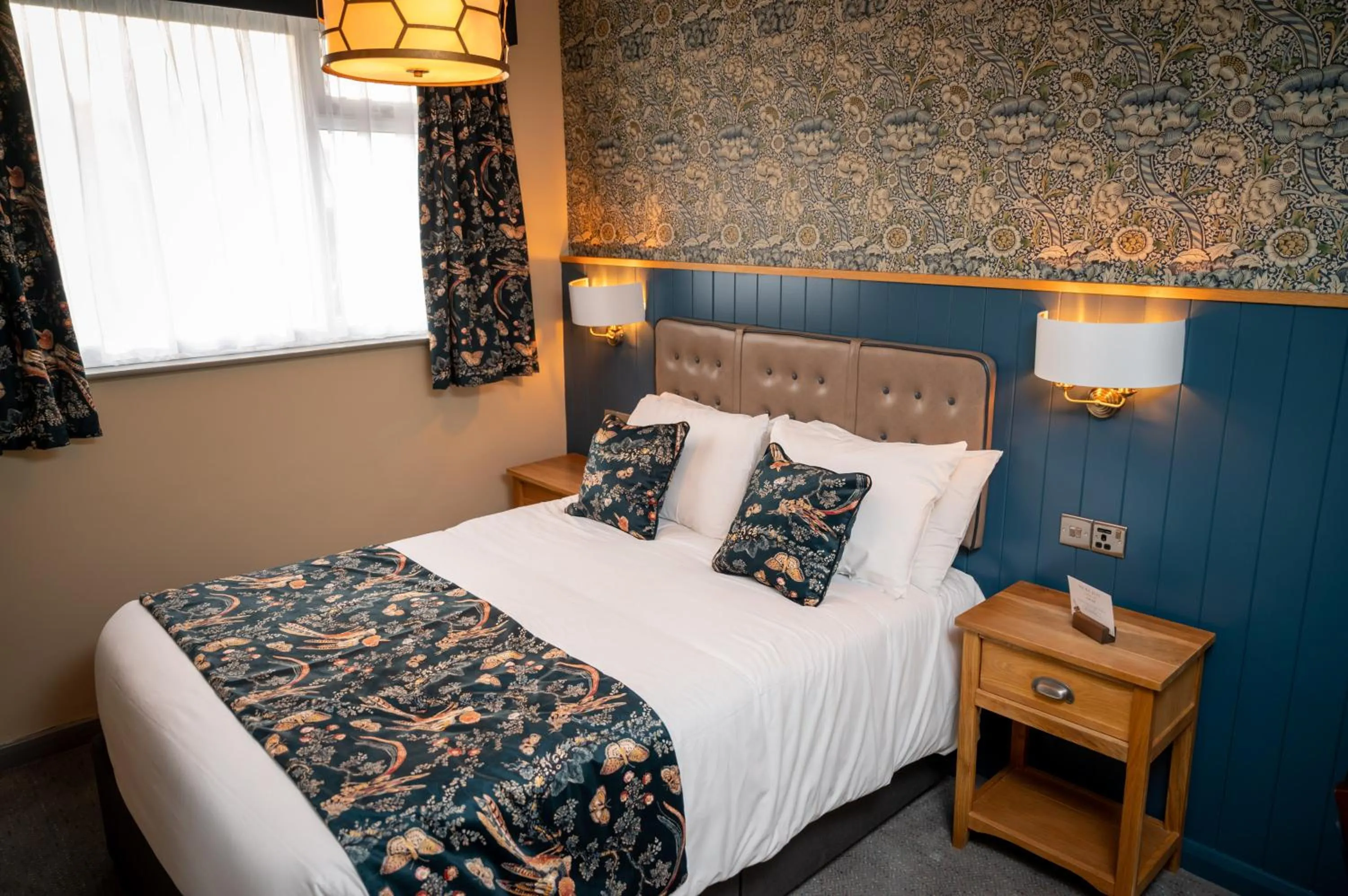 Bed in Riverside Hotel by Chef & Brewer Collection