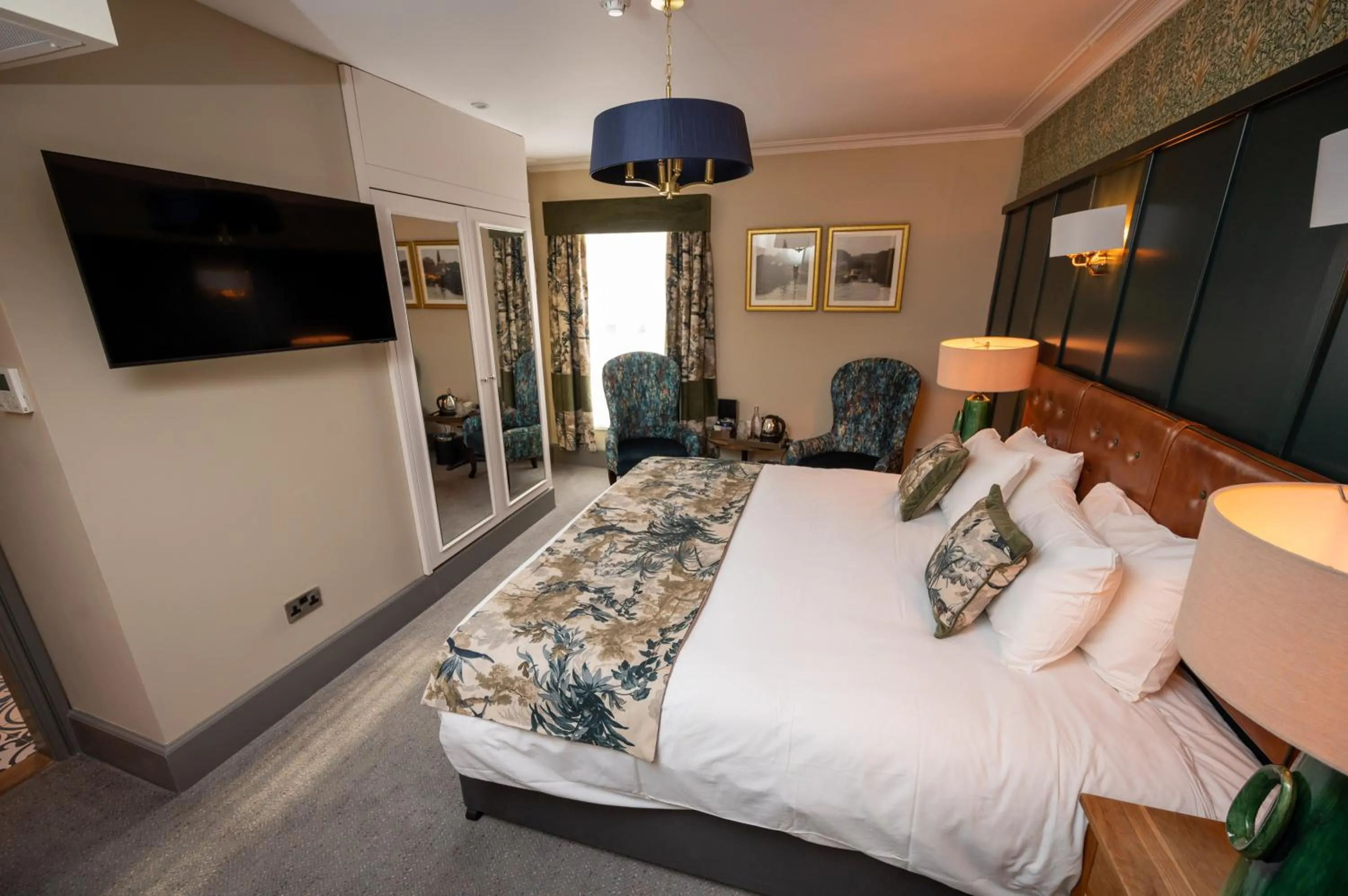 Bed in Riverside Hotel by Chef & Brewer Collection