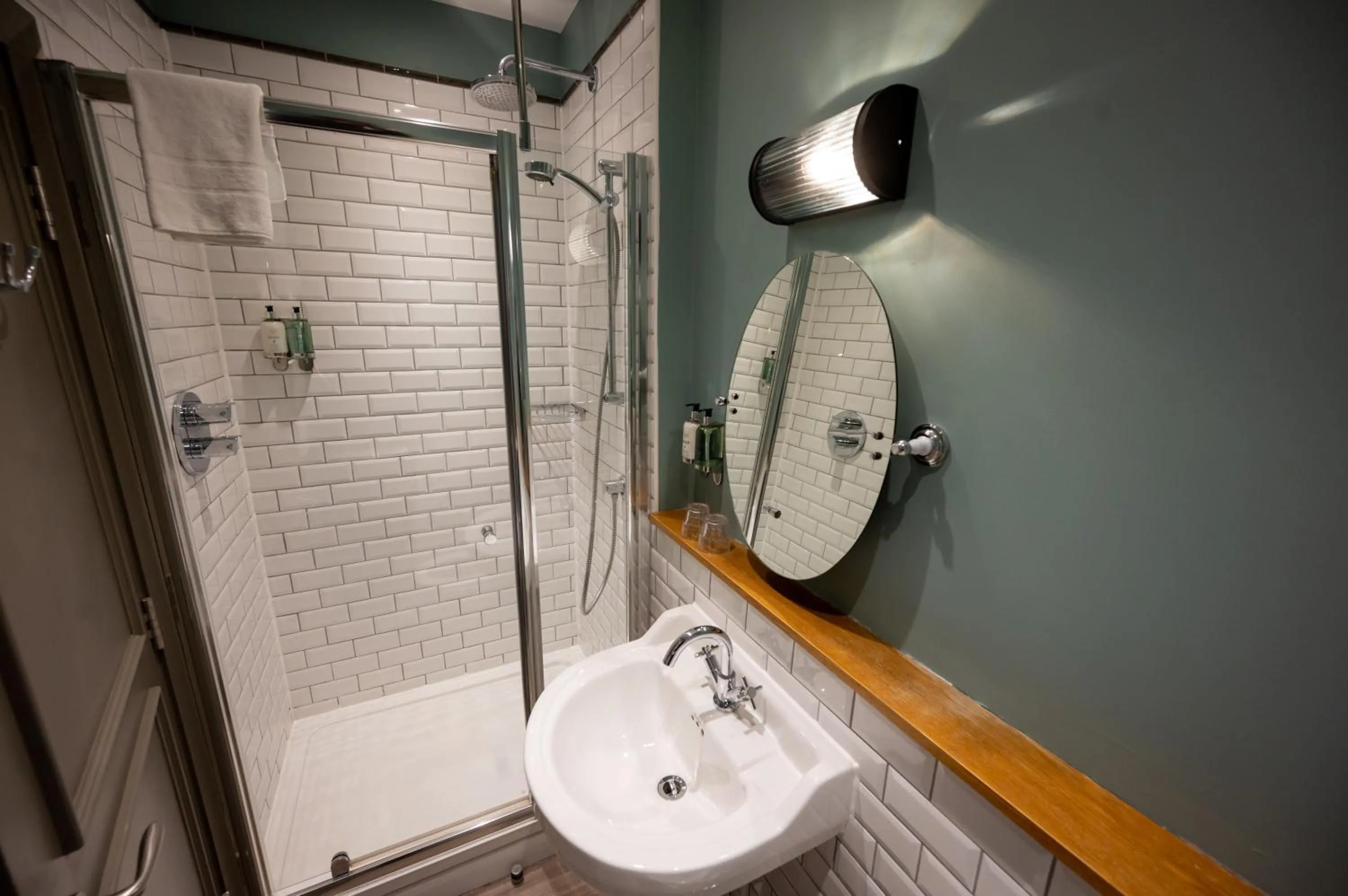 Riverside Hotel by Chef & Brewer Collection