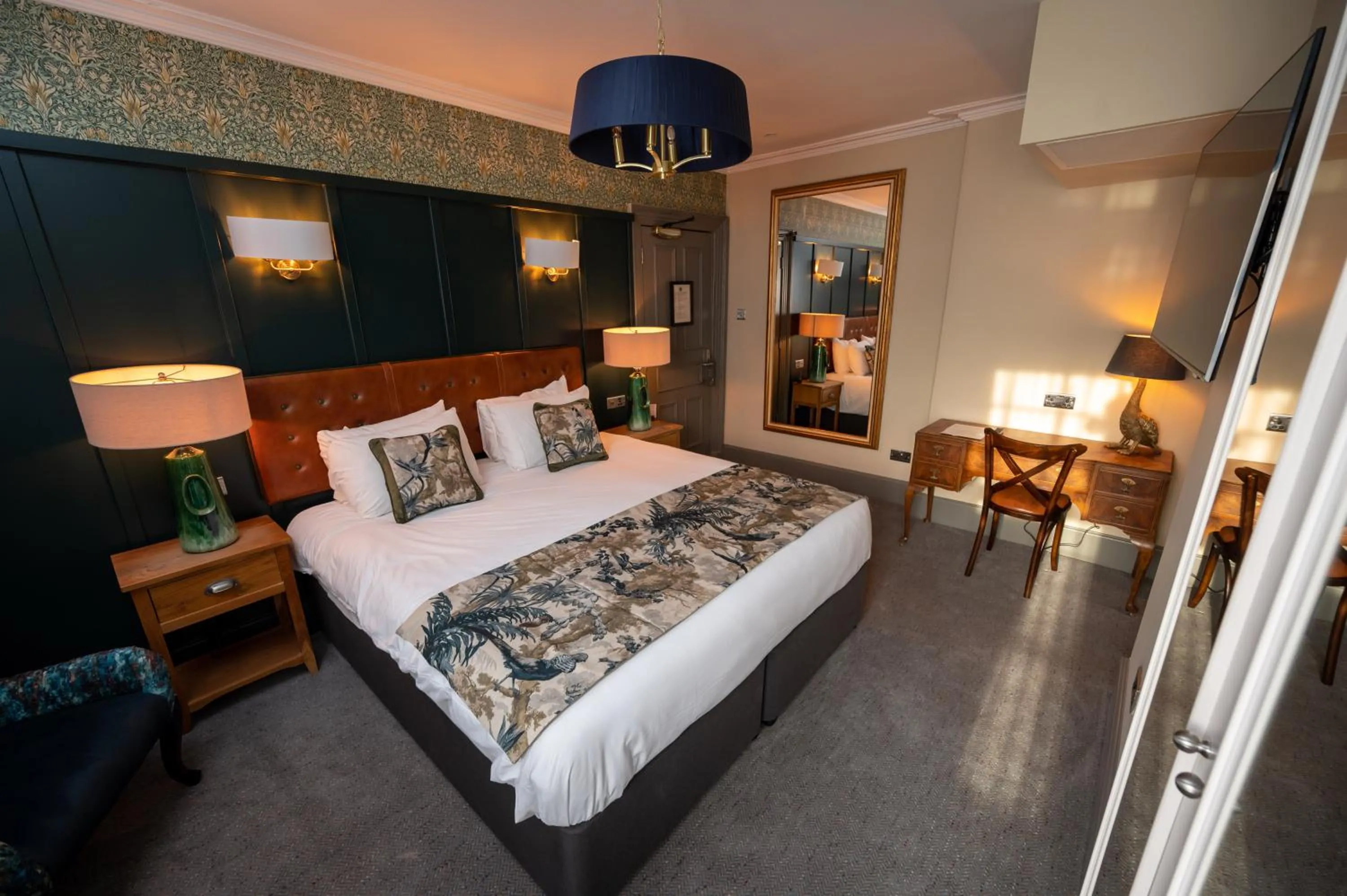 Bed in Riverside Hotel by Chef & Brewer Collection