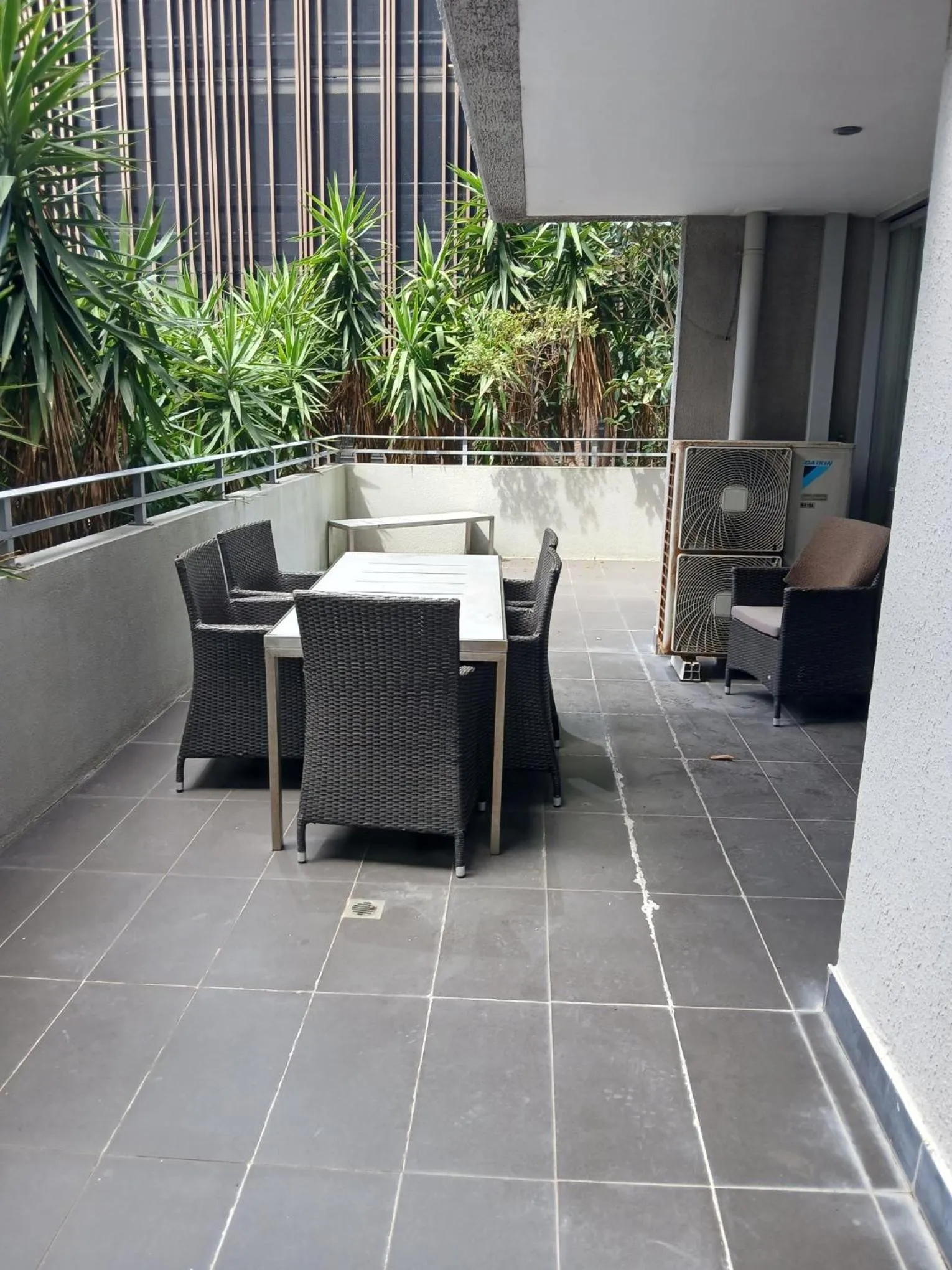 Patio in Newcastle Central Plaza Apartment Hotel Official