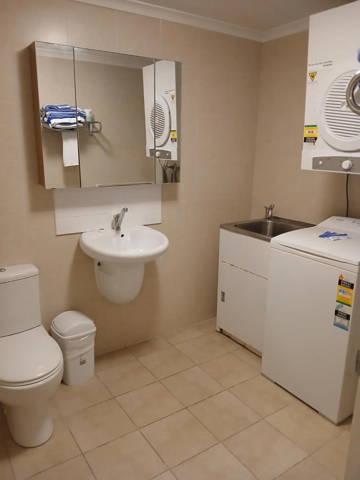 Bathroom in Newcastle Central Plaza Apartment Hotel Official