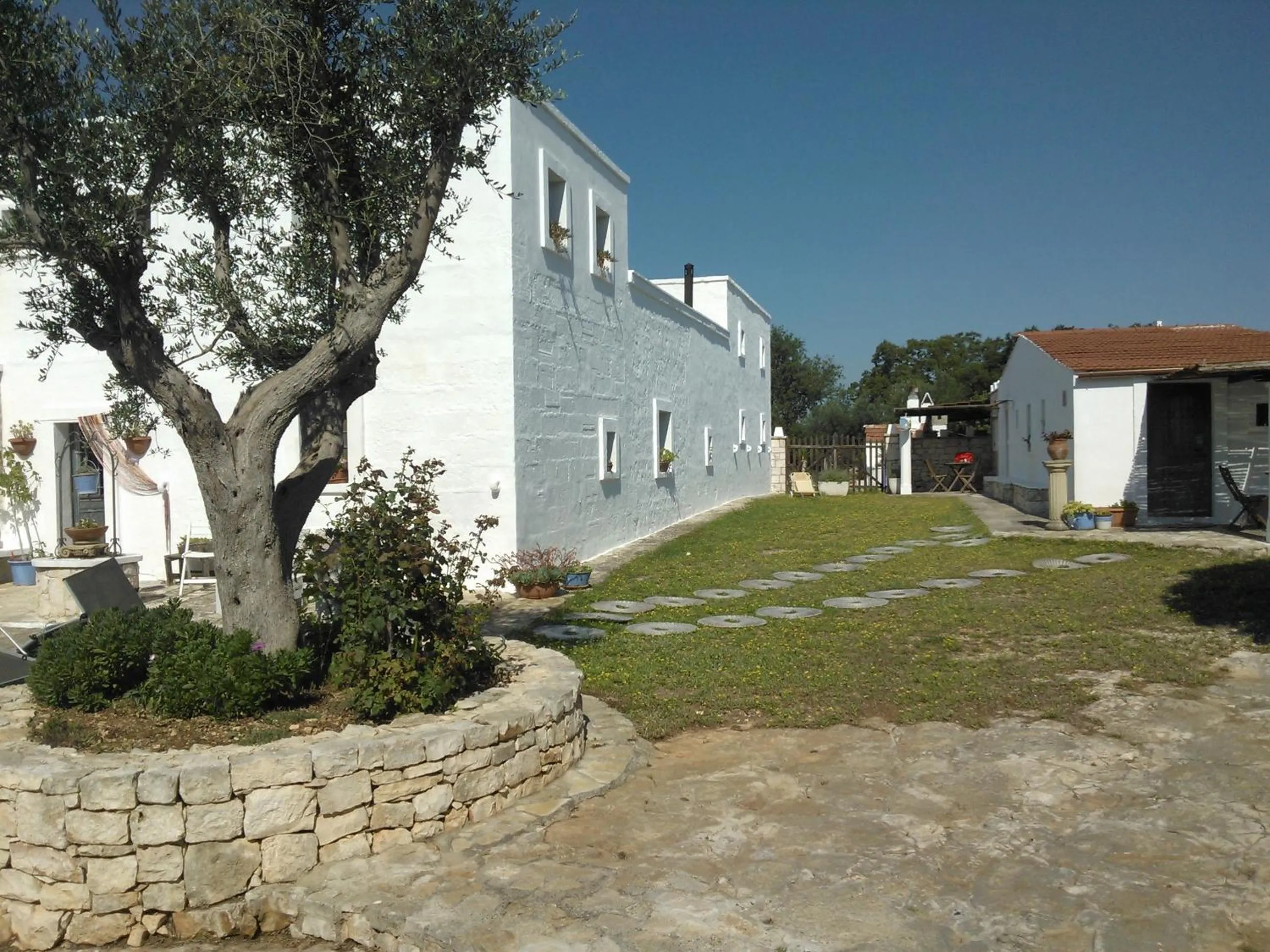 Garden view in B&b Cinque Stalle