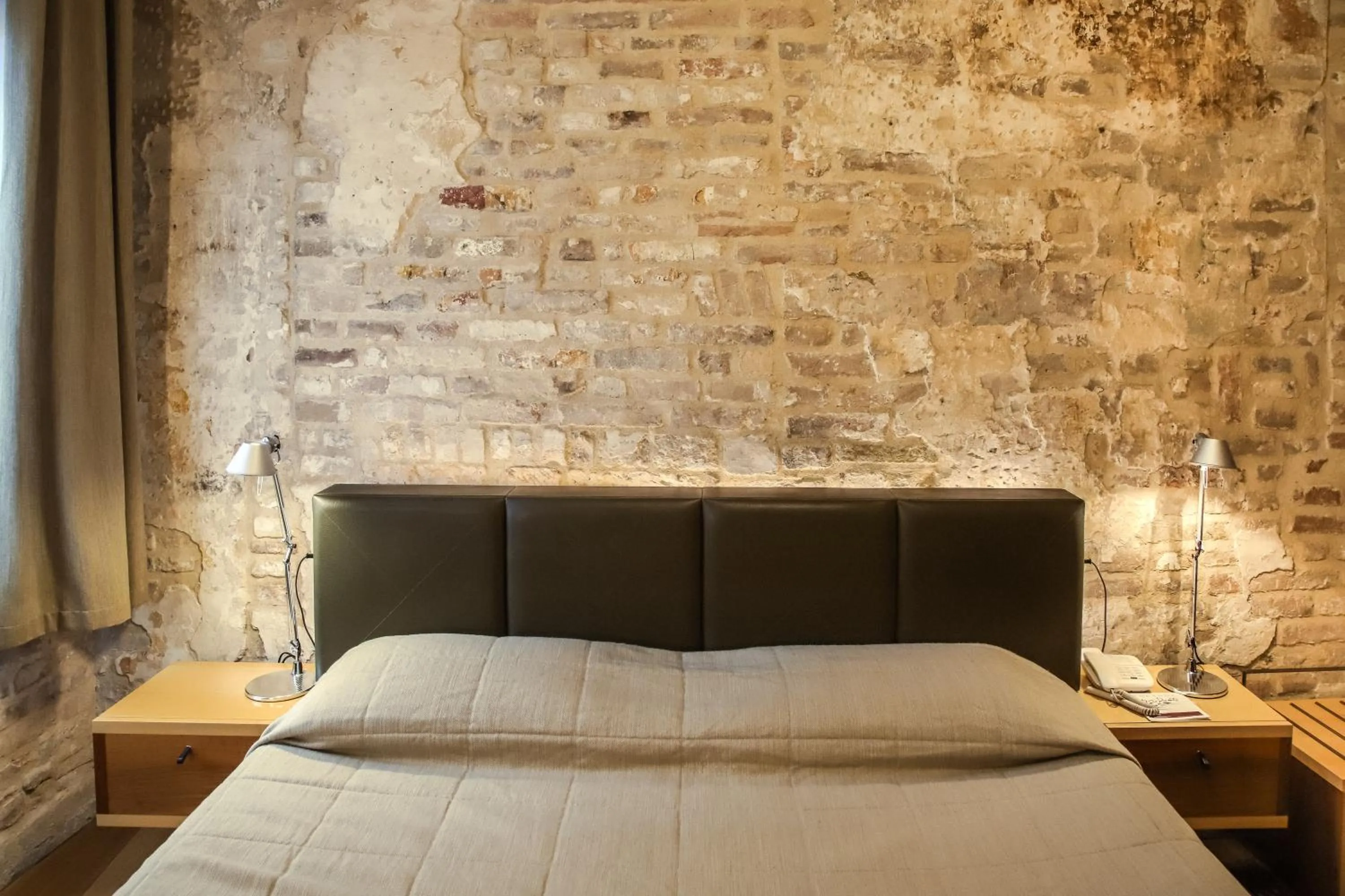 Bed in Locanda Ponte Dante