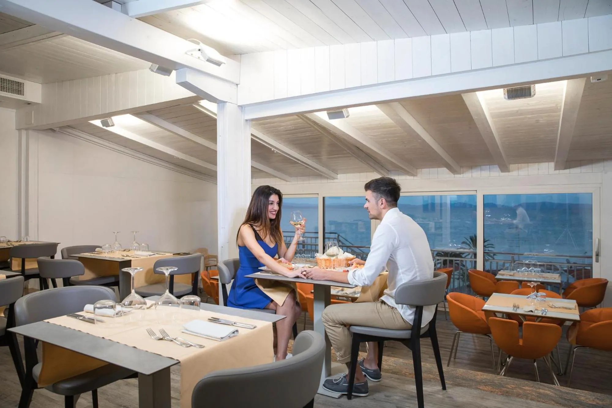 Restaurant/places to eat in Lu' Hotel Maladroxia