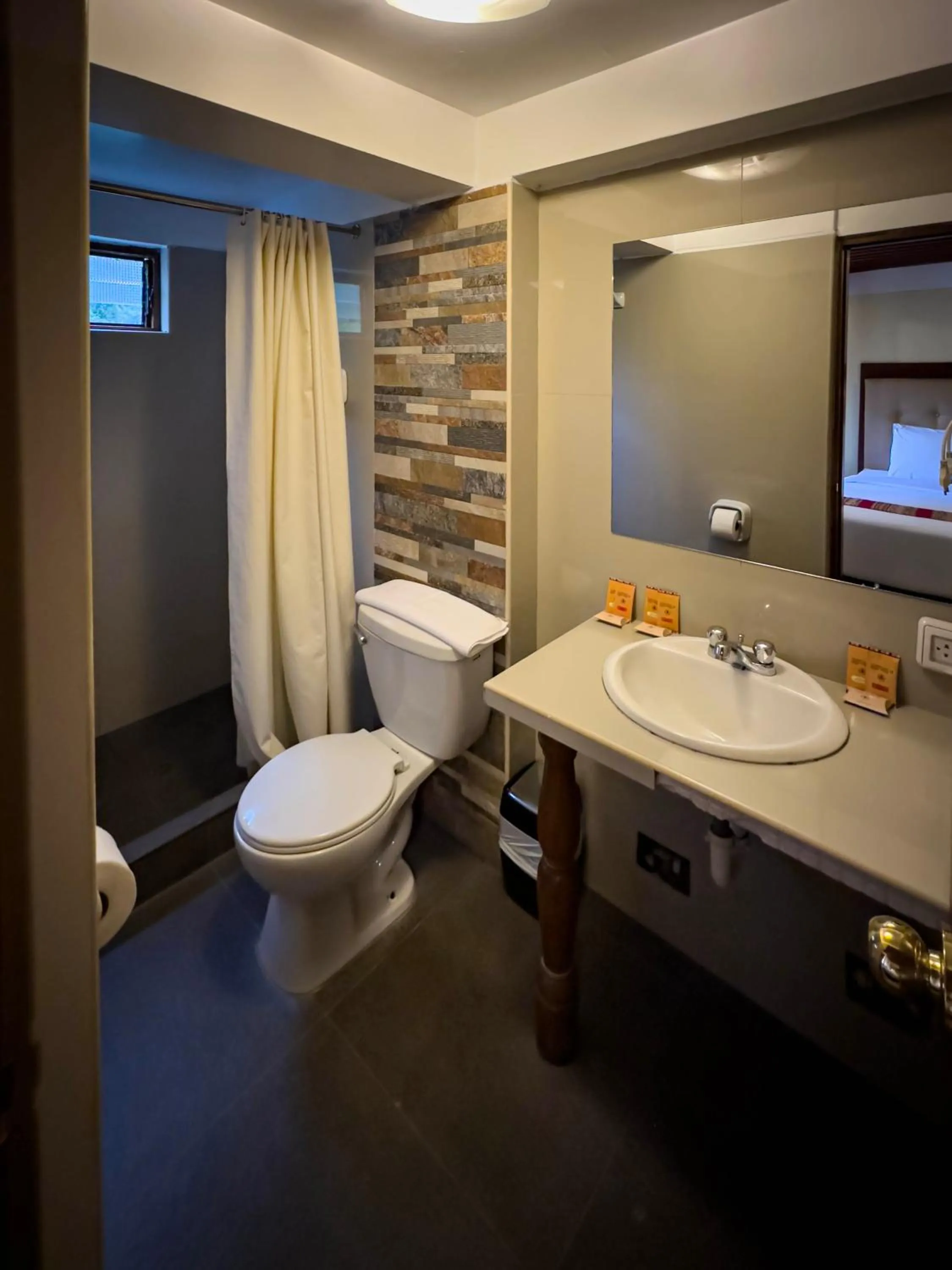 Toilet in Santuario Machupicchu