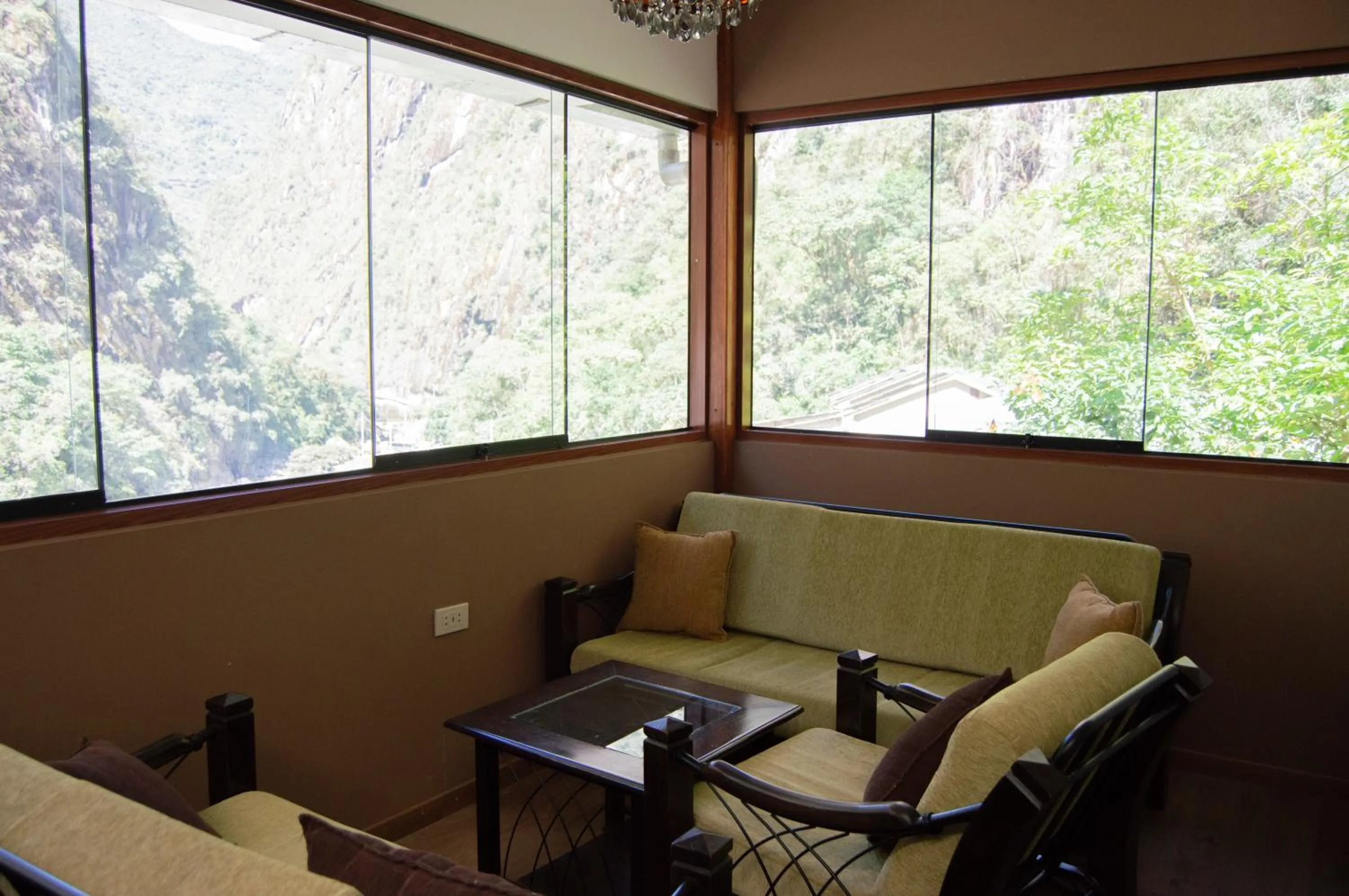 Day in Santuario Machupicchu